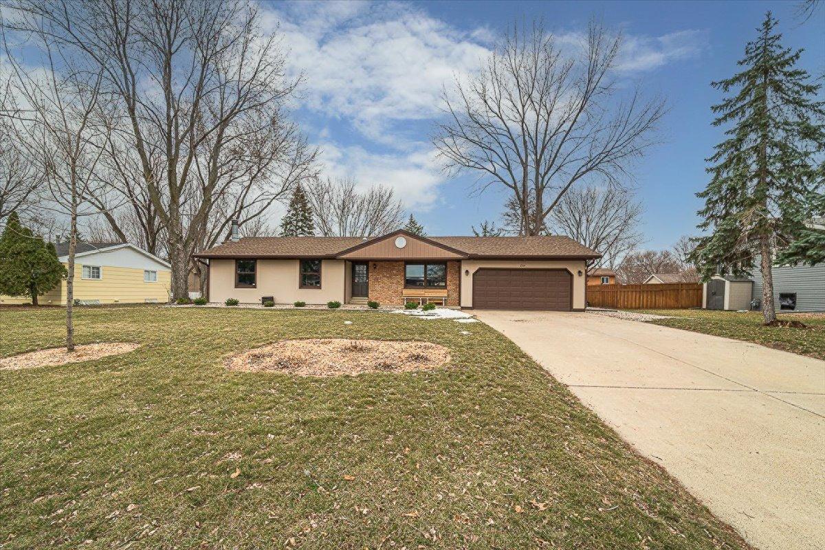 View of Residential at 2564 Hauer Trail, Shakopee MN 55379, Shakopee - Mike Wilen | Minnesota Team Real Estate