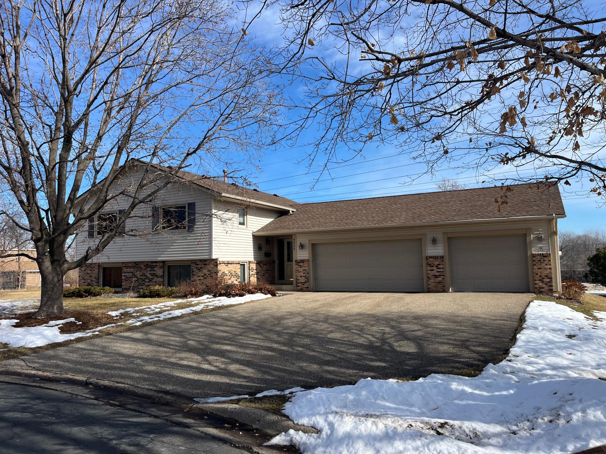 View of Residential at 9825 Oakland Avenue, Bloomington MN 55420, Bloomington - Mike Wilen | Minnesota Team Real Estate