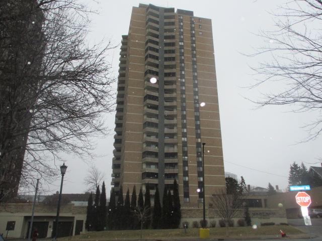 View of Residential at 400 Groveland Avenue #1708, Minneapolis MN 55403, Minneapolis - Mike Wilen | Minnesota Team Real Estate