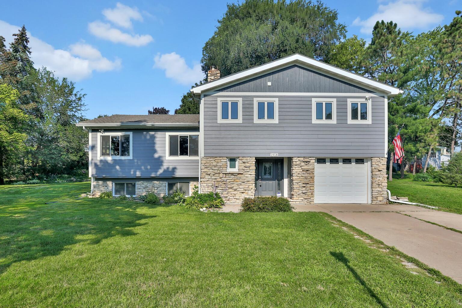 View of Residential at 1918 Walden Place, Minneapolis MN 55418, Minneapolis - Mike Wilen | Minnesota Team Real Estate