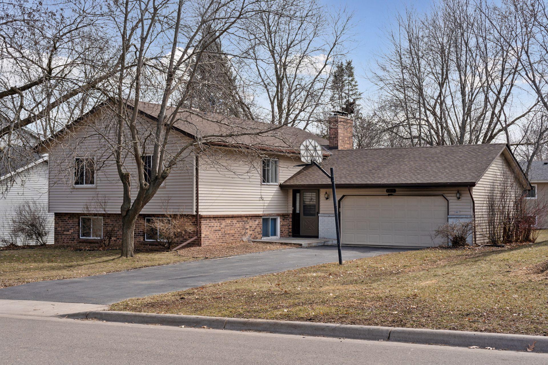 View of Residential at 6405 Edgemont Circle, Brooklyn Park MN 55428, Brooklyn Park - Mike Wilen | Minnesota Team Real Estate
