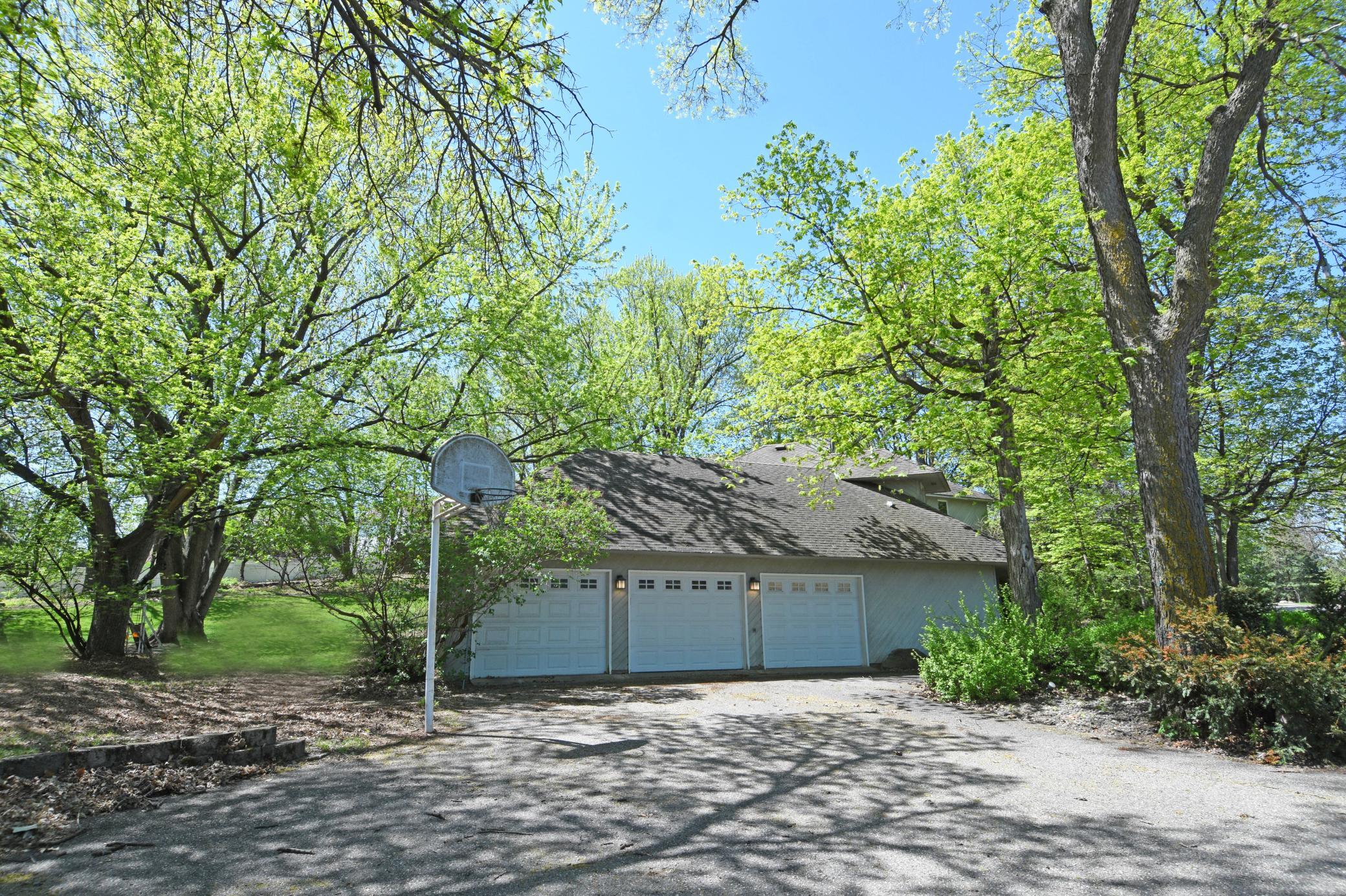View of Residential at 3185 Northshore Drive, Wayzata MN 55391, Wayzata - Mike Wilen | Minnesota Team Real Estate