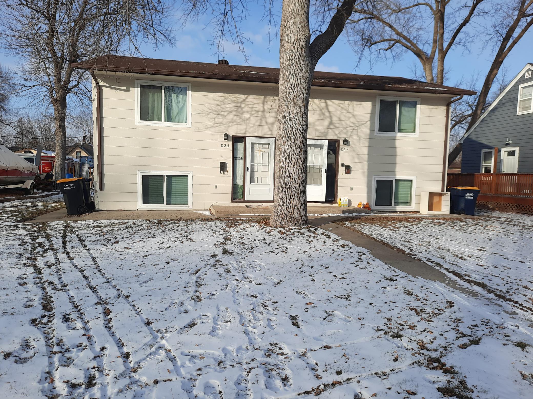View of Residential Income at 825/827 4th Avenue, Shakopee MN 55379, Shakopee - Mike Wilen | Minnesota Team Real Estate