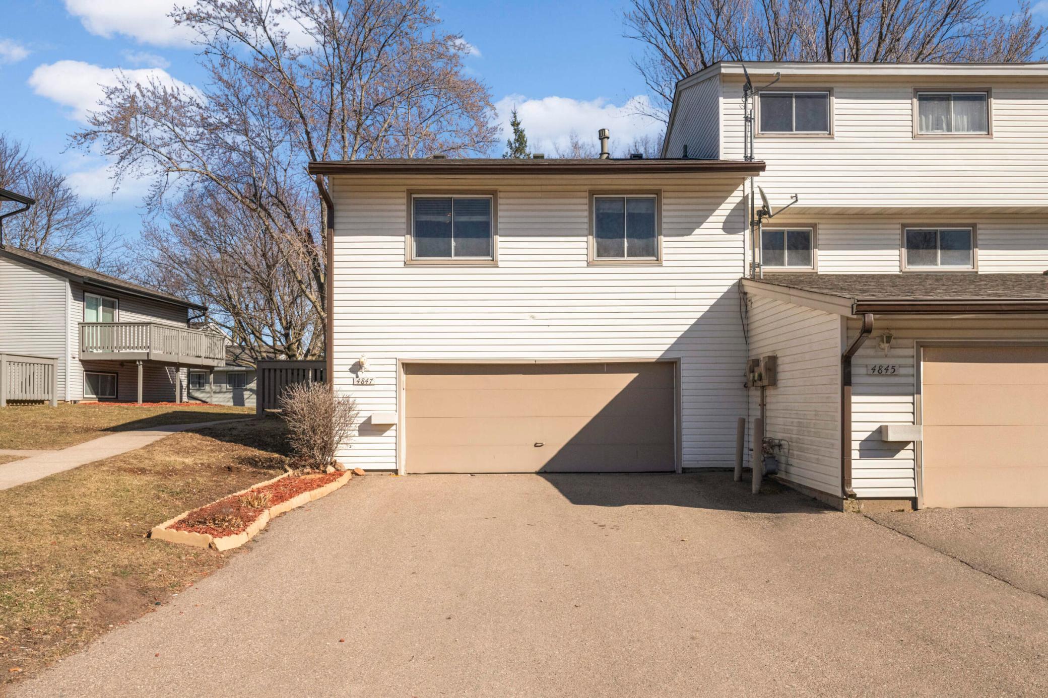 View of Residential at 4847 Grenwich Way, Oakdale MN 55128, Oakdale - Mike Wilen | Minnesota Team Real Estate