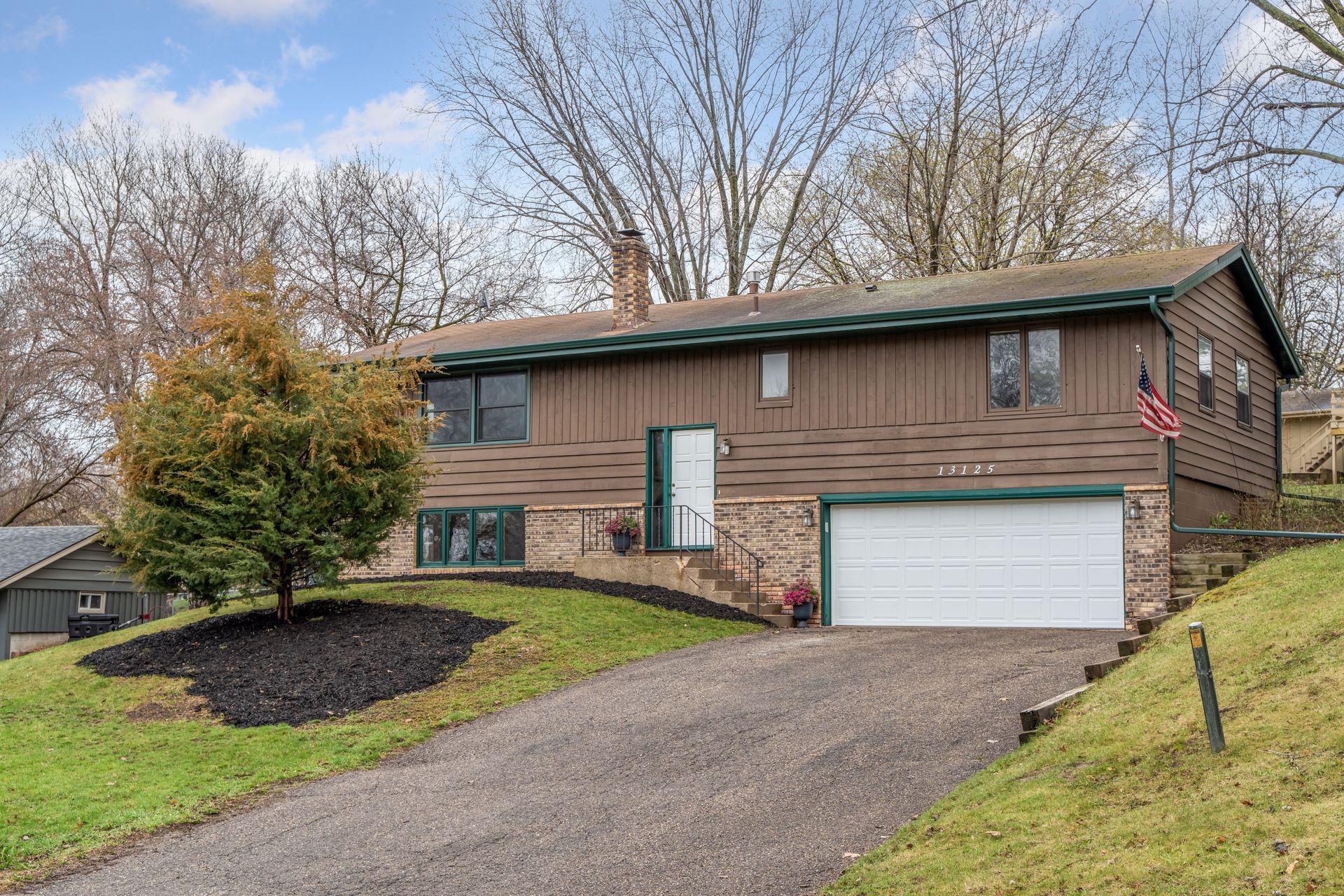 View of Residential at 13125 Upton Avenue, Burnsville MN 55337, Burnsville - Mike Wilen | Minnesota Team Real Estate