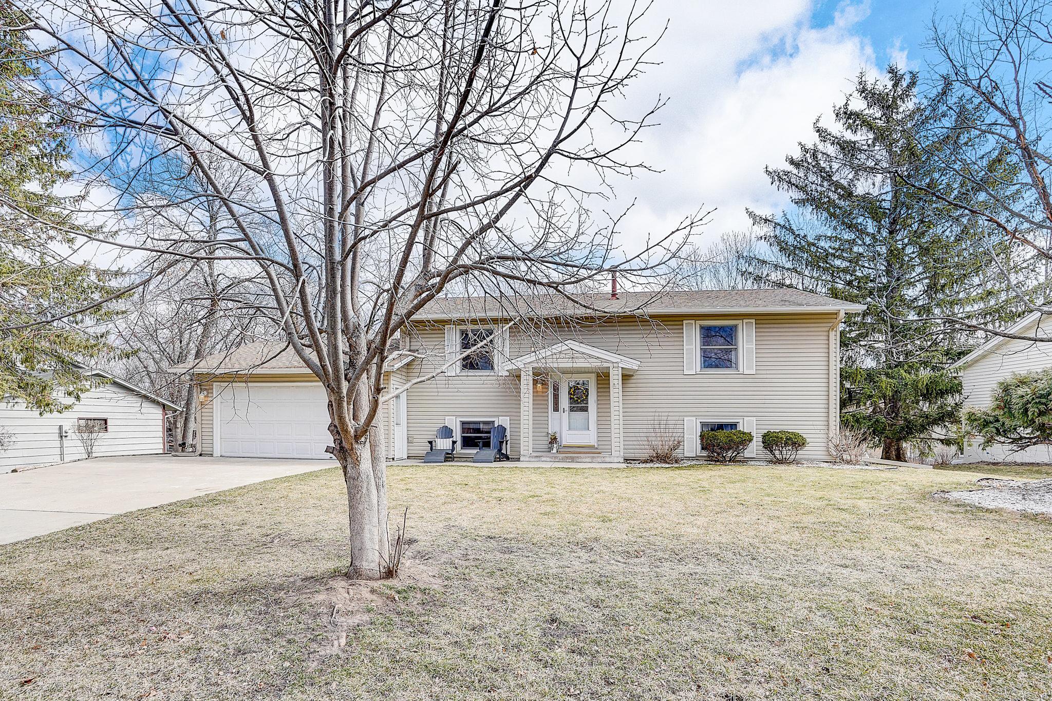 View of Residential at 8023 Erie Avenue, Chanhassen MN 55317, Chanhassen - Mike Wilen | Minnesota Team Real Estate