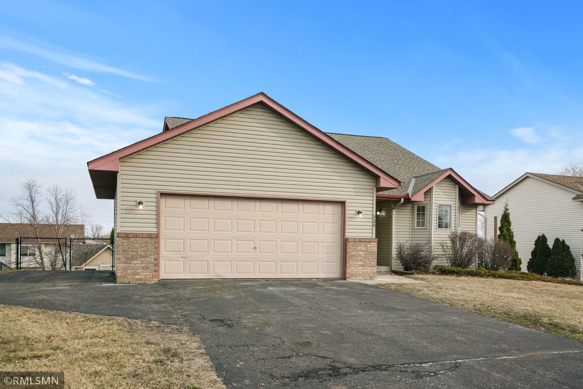 View of Residential at 609 Sunset Street, Buffalo MN 55313, Buffalo - Mike Wilen | Minnesota Team Real Estate