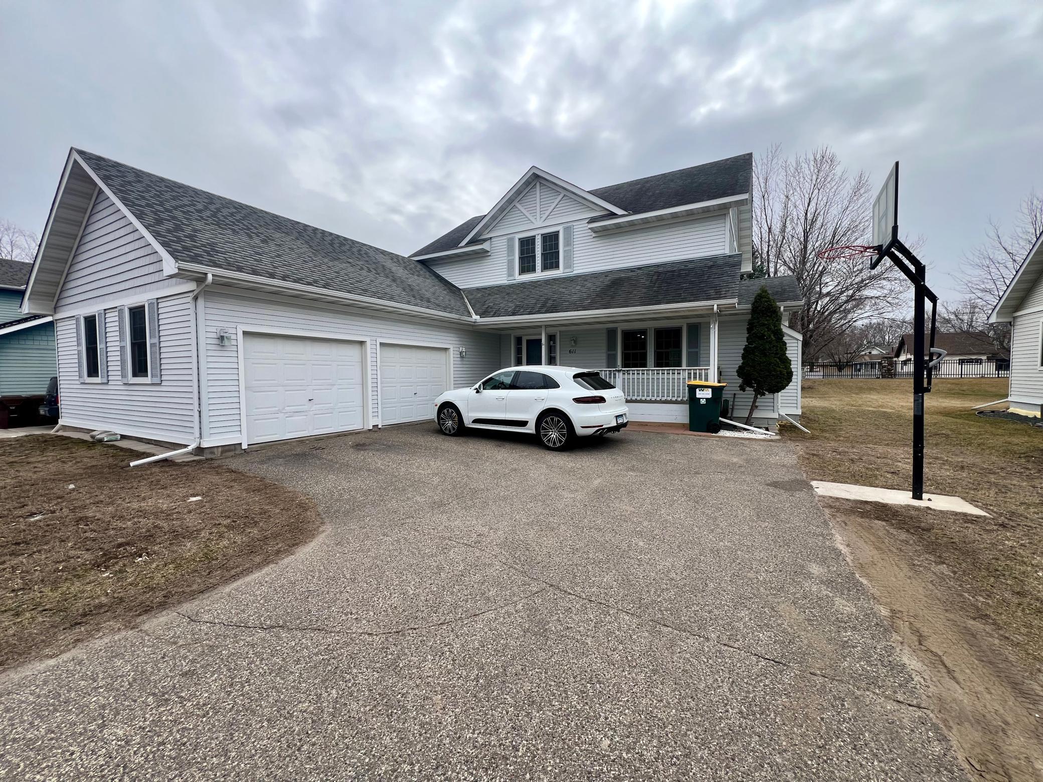 View of Residential at 611 Bellvue Lane, Brooklyn Center MN 55430, Brooklyn Center - Mike Wilen | Minnesota Team Real Estate