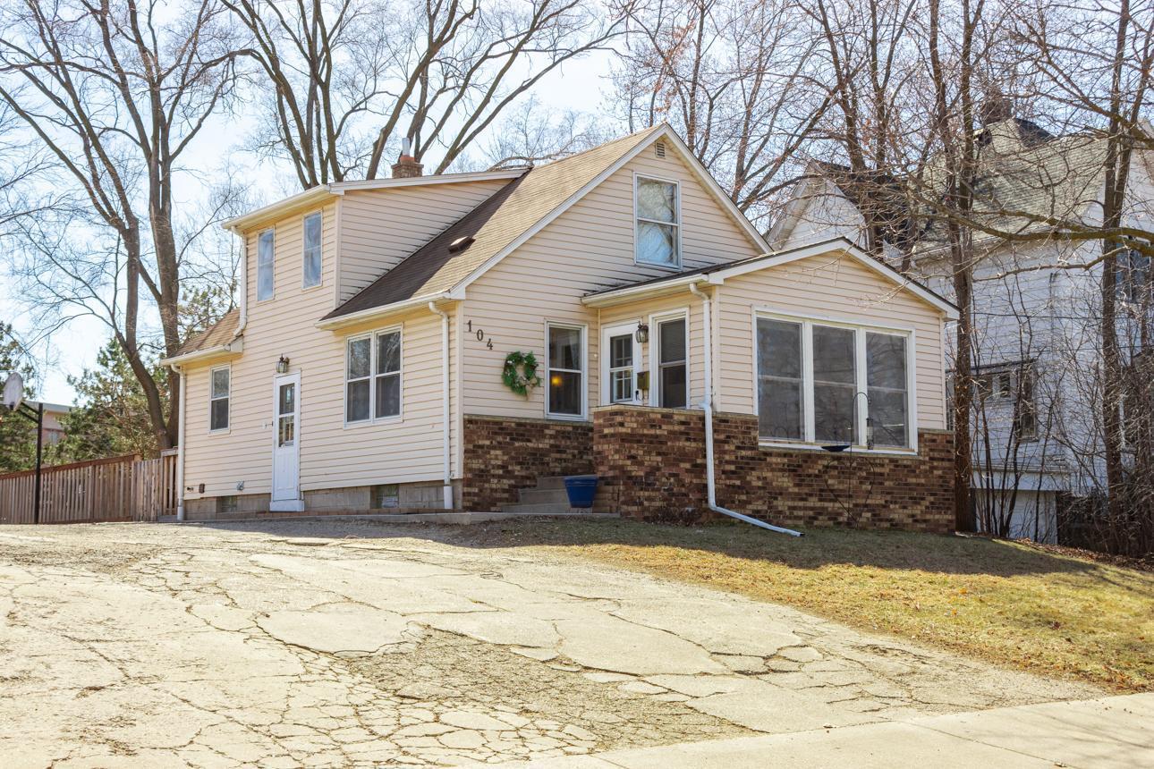 View of Residential at 104 Arion Street, West Saint Paul MN 55118, West Saint Paul - Mike Wilen | Minnesota Team Real Estate