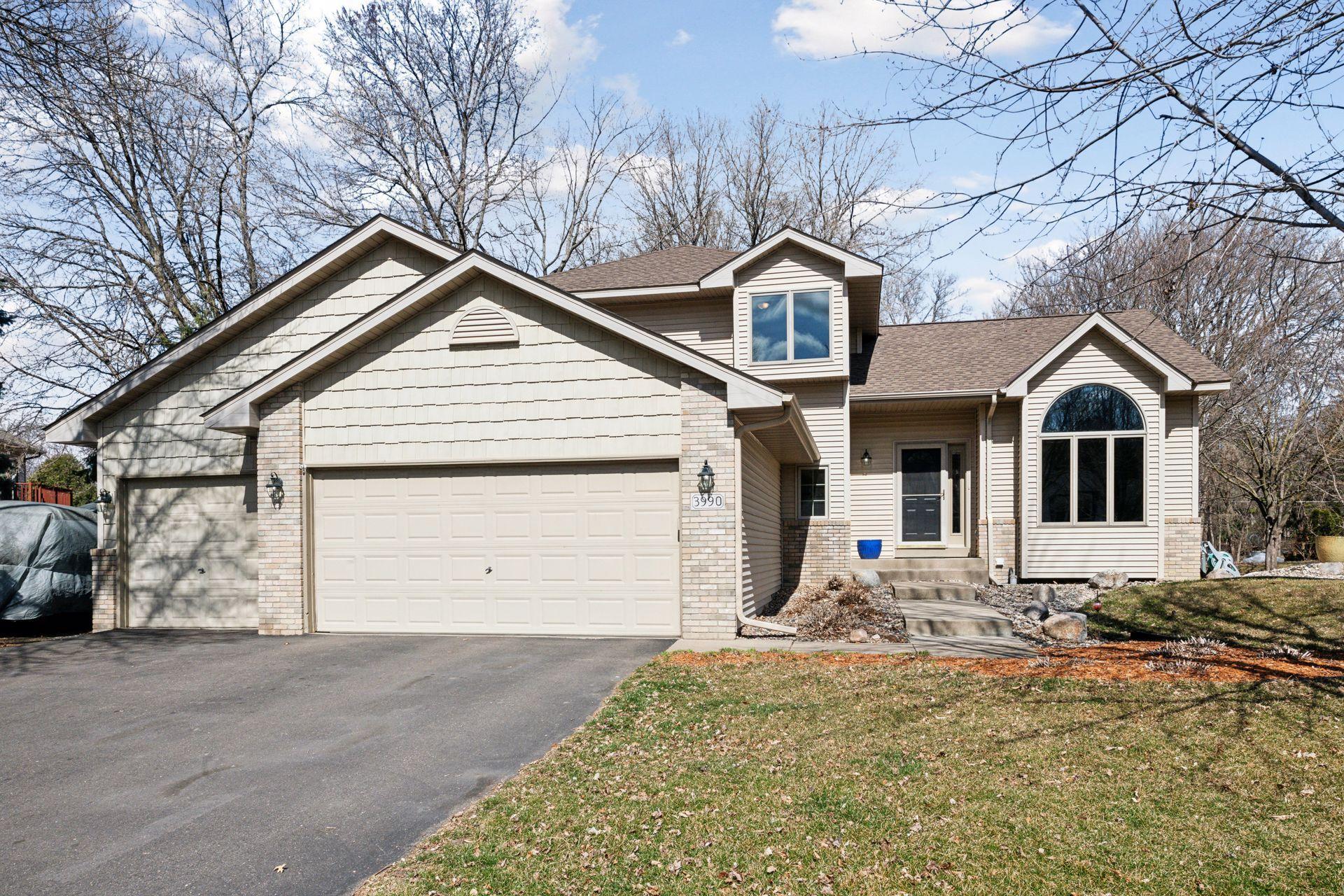 View of Residential at 3990 Country Oaks Drive, Excelsior MN 55331, Excelsior - Mike Wilen | Minnesota Team Real Estate
