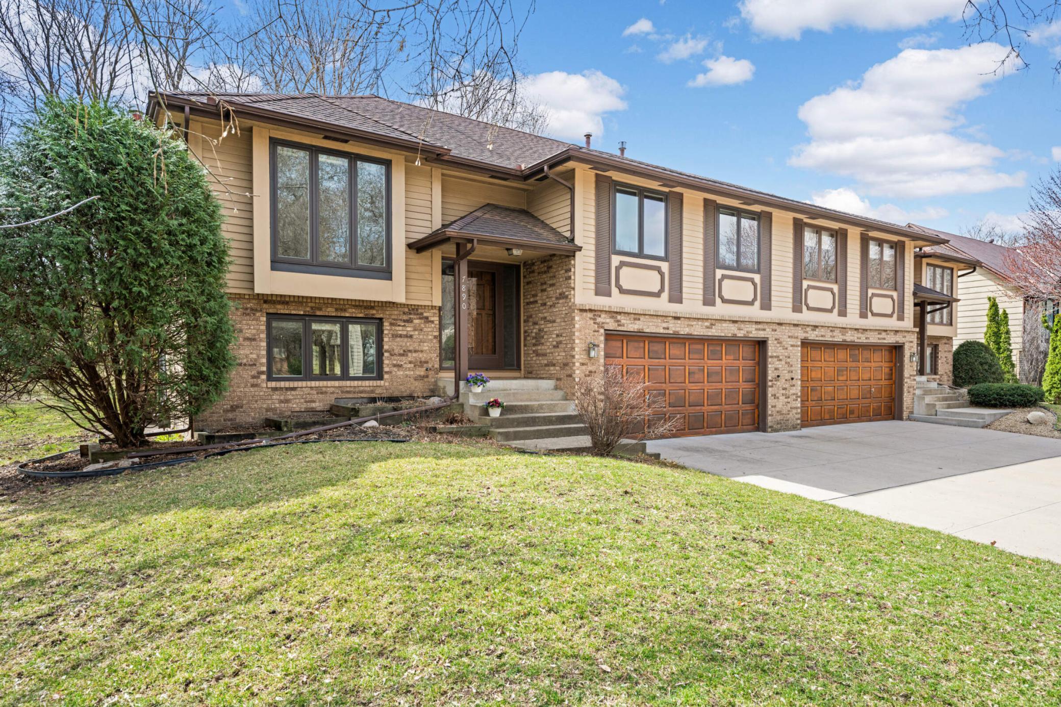 View of Residential at 7890 Upper 139th Court, Apple Valley MN 55124, Apple Valley - Mike Wilen | Minnesota Team Real Estate