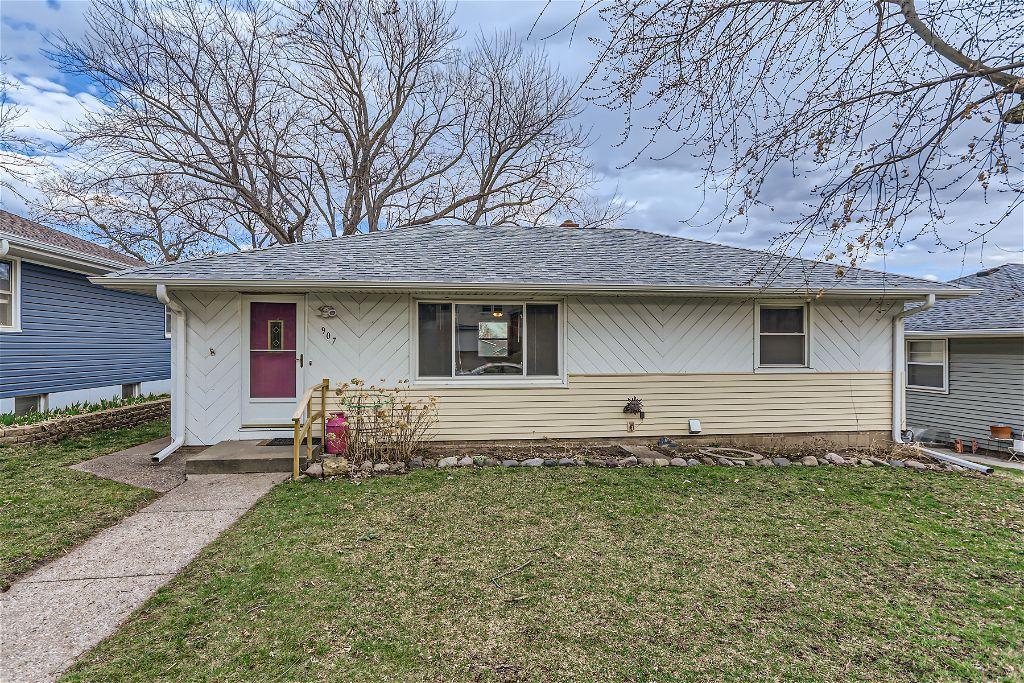 View of Residential at 907 9th Avenue, South Saint Paul MN 55075, South Saint Paul - Mike Wilen | Minnesota Team Real Estate