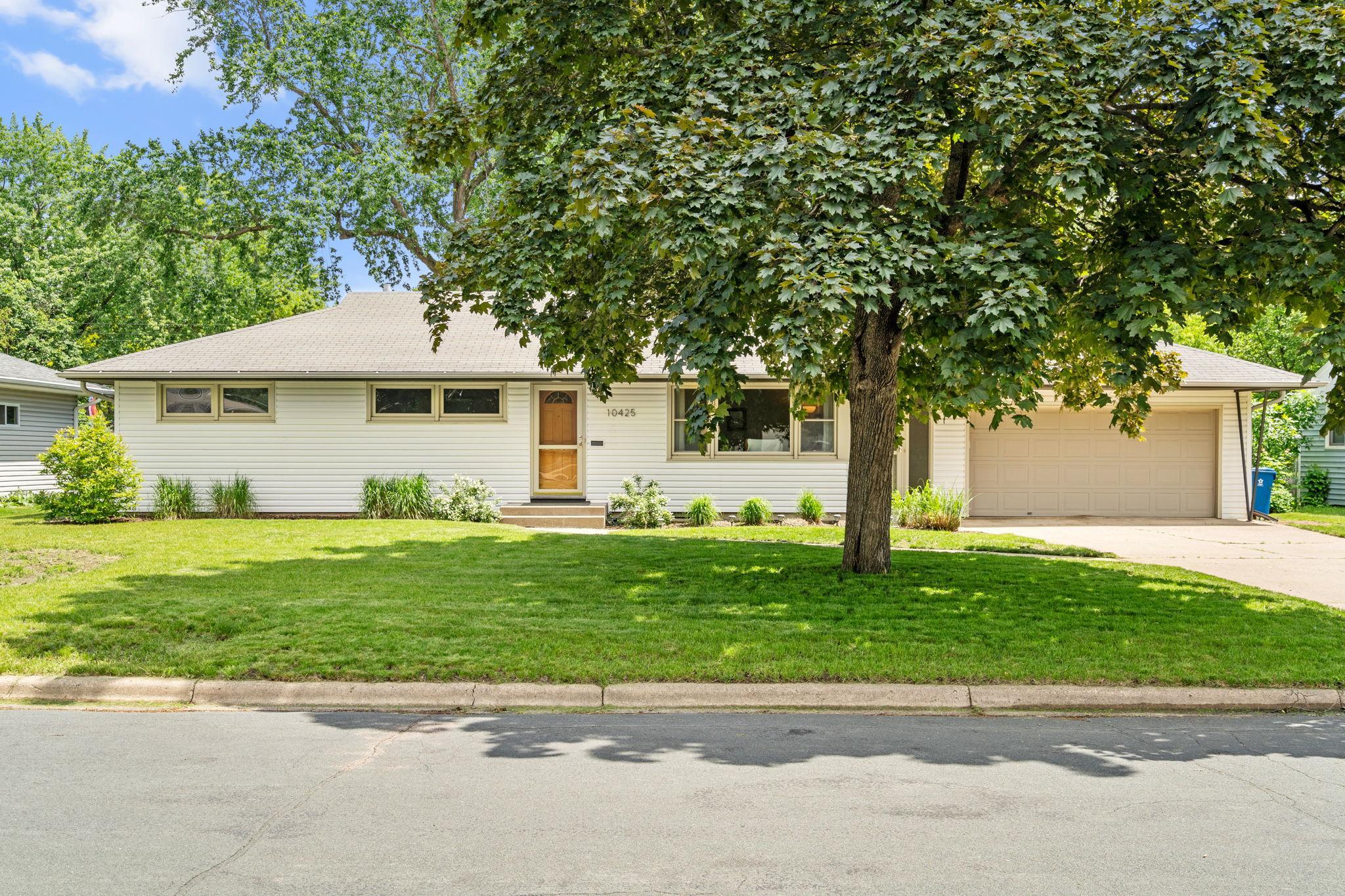 View of Residential at 10425 York Avenue, Bloomington MN 55431, Bloomington - Mike Wilen | Minnesota Team Real Estate