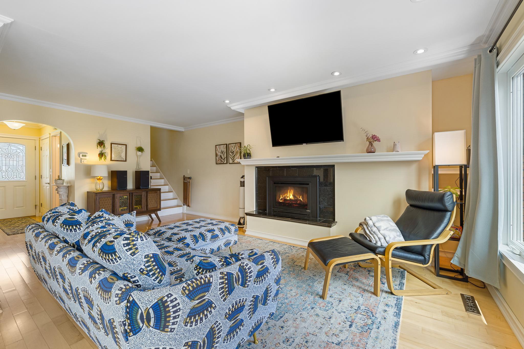 View of Residential at 1988 Arkwright Street, Maplewood MN 55117, Maplewood - Mike Wilen | Minnesota Team Real Estate