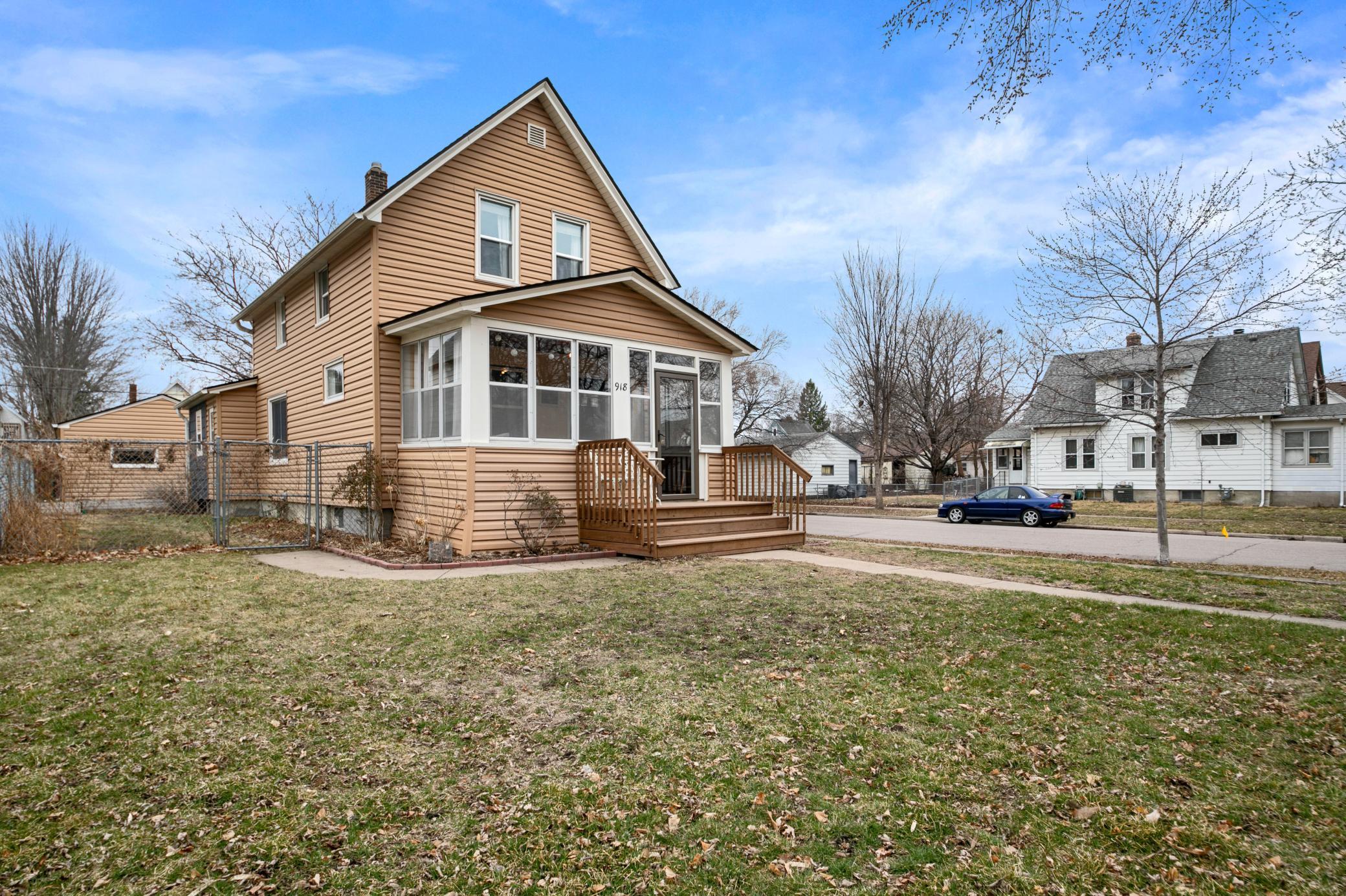 View of Residential at 918 Watson Avenue, Saint Paul MN 55102, Saint Paul - Mike Wilen | Minnesota Team Real Estate
