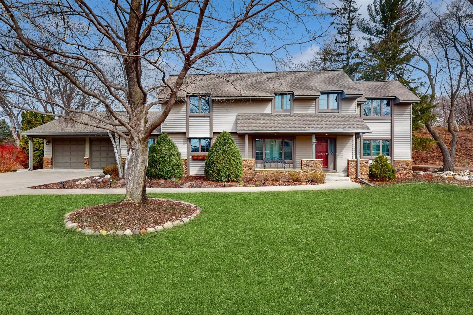 View of Residential at 235 Kraft Road, West Saint Paul MN 55118, West Saint Paul - Mike Wilen | Minnesota Team Real Estate