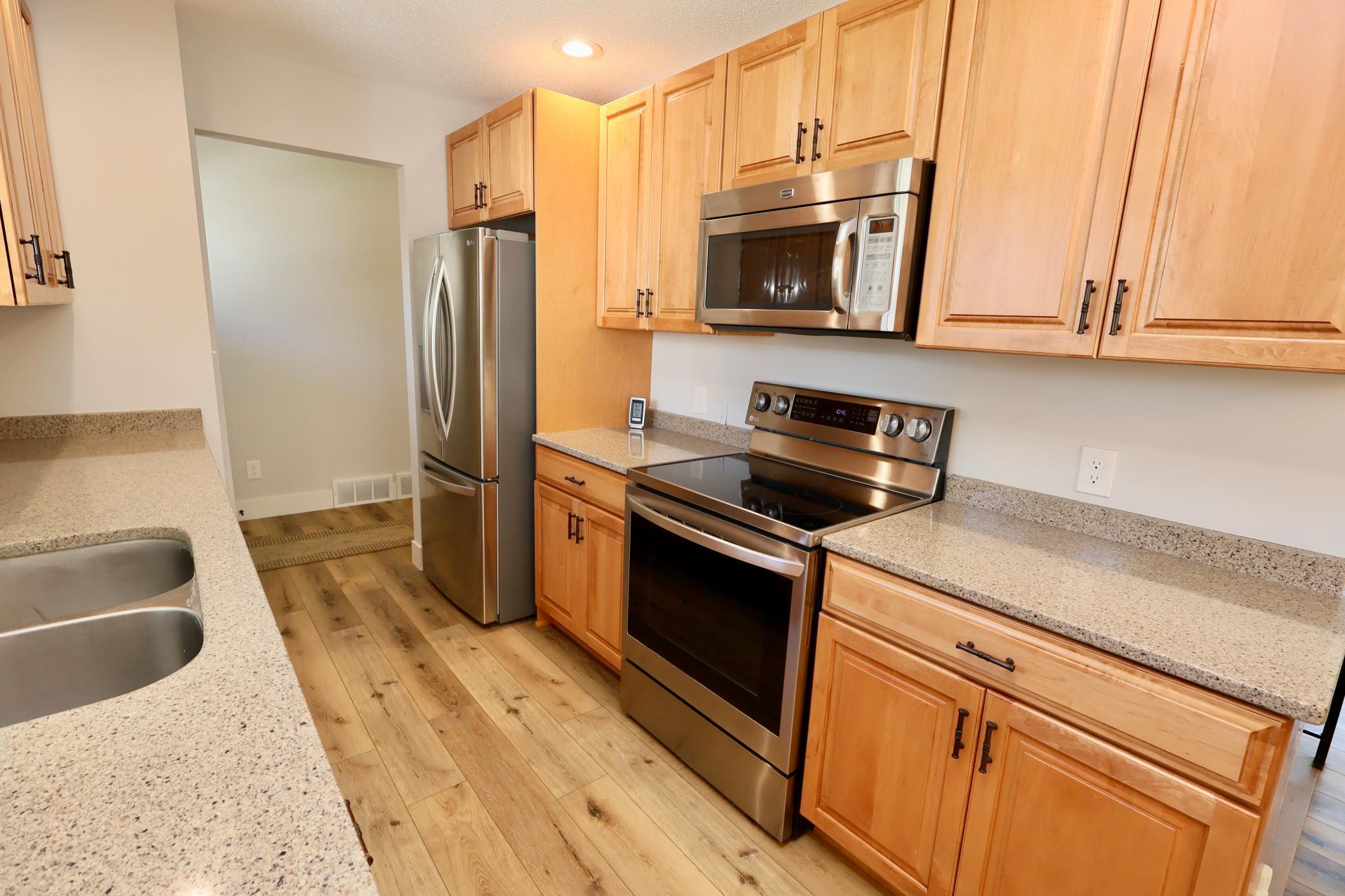 View of Residential at 11725 Red Fox Drive, Maple Grove MN 55369, Maple Grove - Mike Wilen | Minnesota Team Real Estate