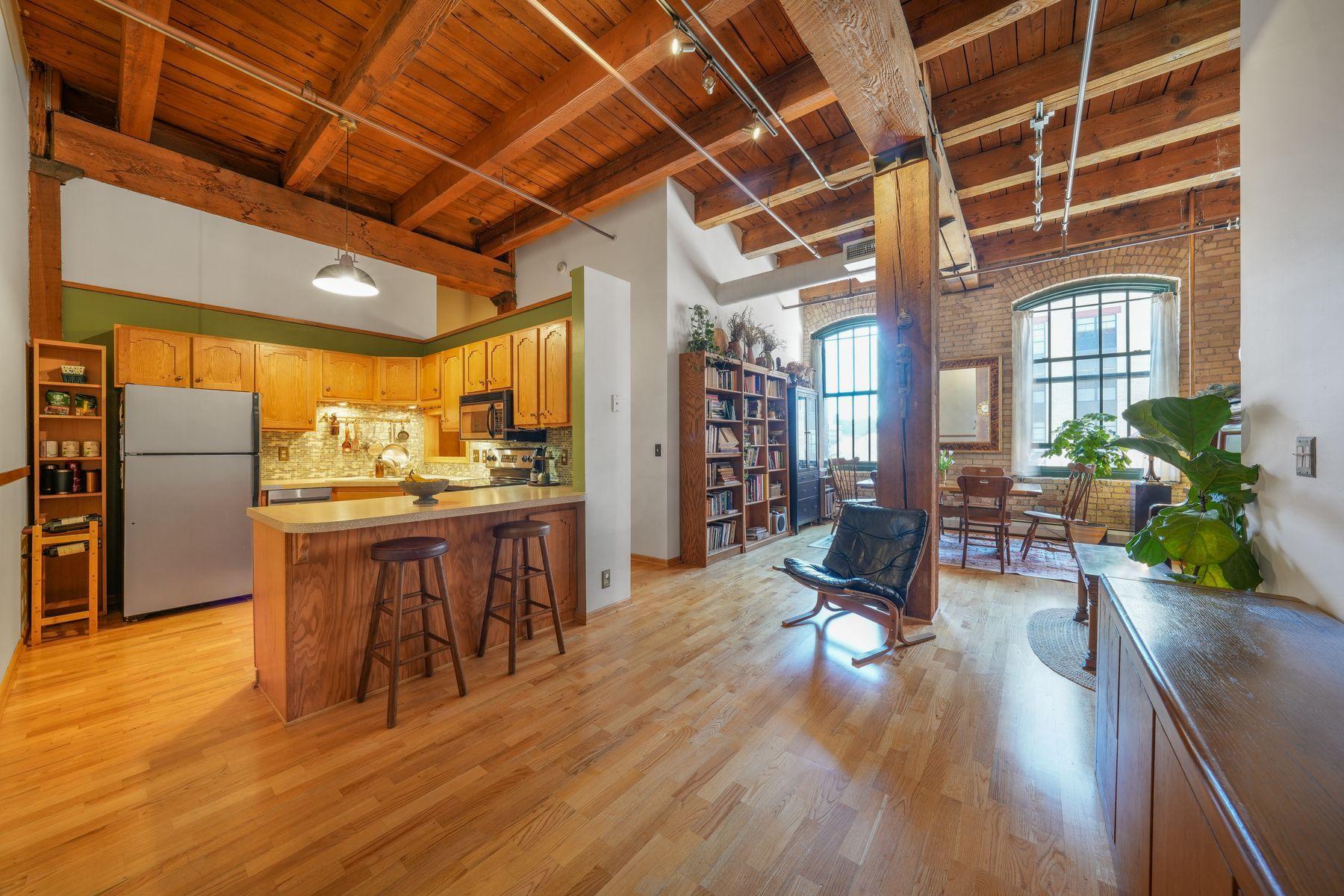 View of Residential at 400 1st Street #311, 312, Minneapolis MN 55401, Minneapolis - Mike Wilen | Minnesota Team Real Estate
