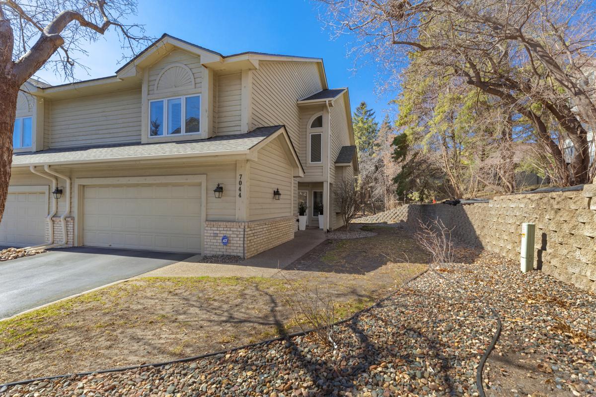 View of Residential at 7044 Cahill Road, Edina MN 55439, Edina - Mike Wilen | Minnesota Team Real Estate