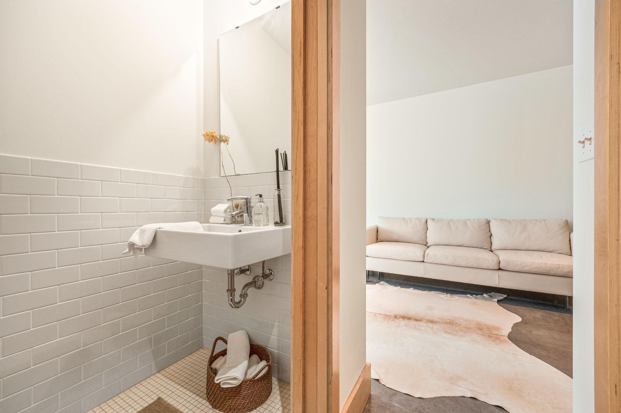 View of Residential at 345 6th Avenue #305, Minneapolis MN 55401, Minneapolis (32 of 45) - Mike Wilen | Minnesota Team Real Estate