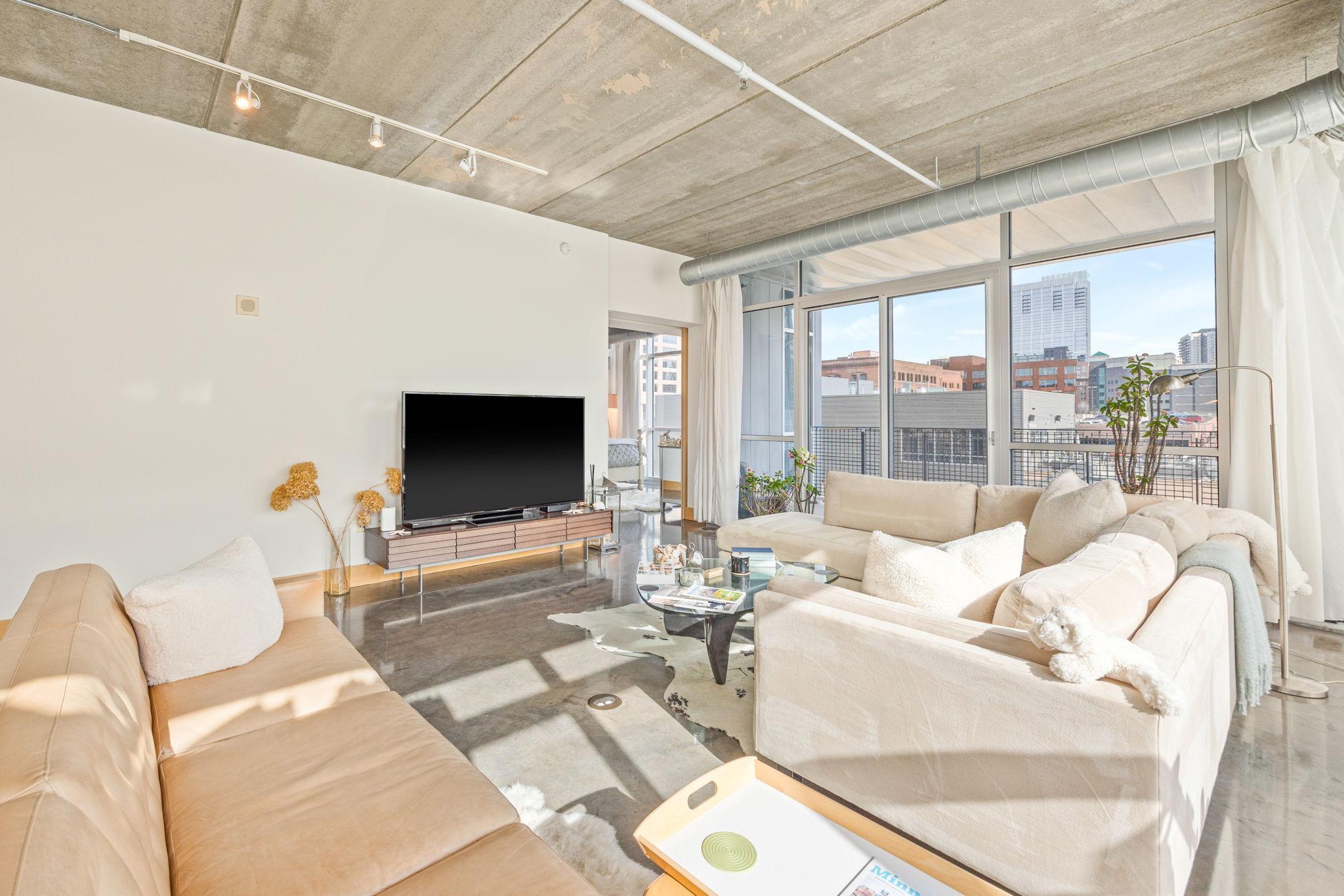 View of Residential at 345 6th Avenue #305, Minneapolis MN 55401, Minneapolis (7 of 45) - Mike Wilen | Minnesota Team Real Estate