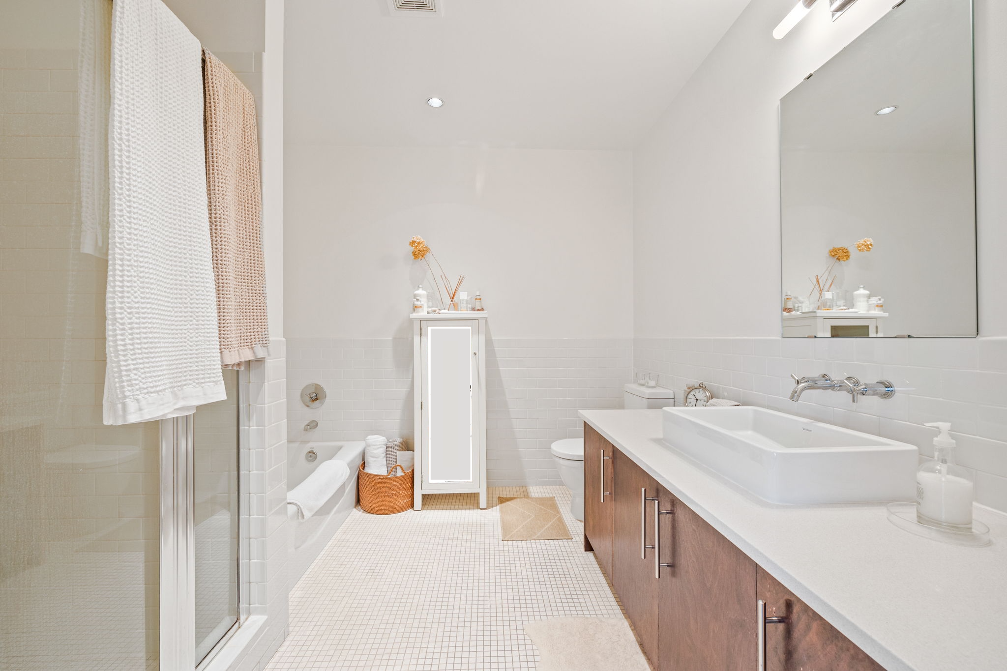 View of Residential at 345 6th Avenue #305, Minneapolis MN 55401, Minneapolis (24 of 45) - Mike Wilen | Minnesota Team Real Estate