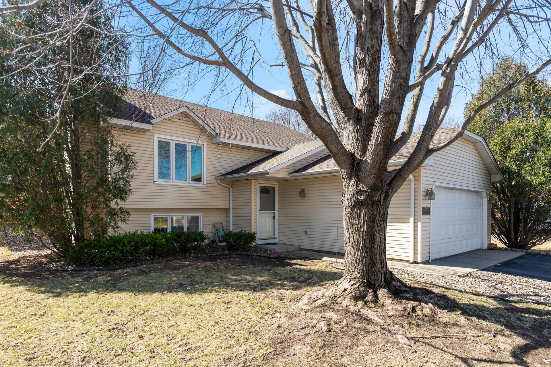 View of Residential at 17447 Cherry Drive, Eden Prairie MN 55346, Eden Prairie - Mike Wilen | Minnesota Team Real Estate