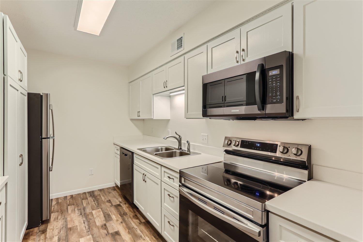 View of Residential at 6328 Barrie Road #3L, Edina MN 55435, Edina - Mike Wilen | Minnesota Team Real Estate