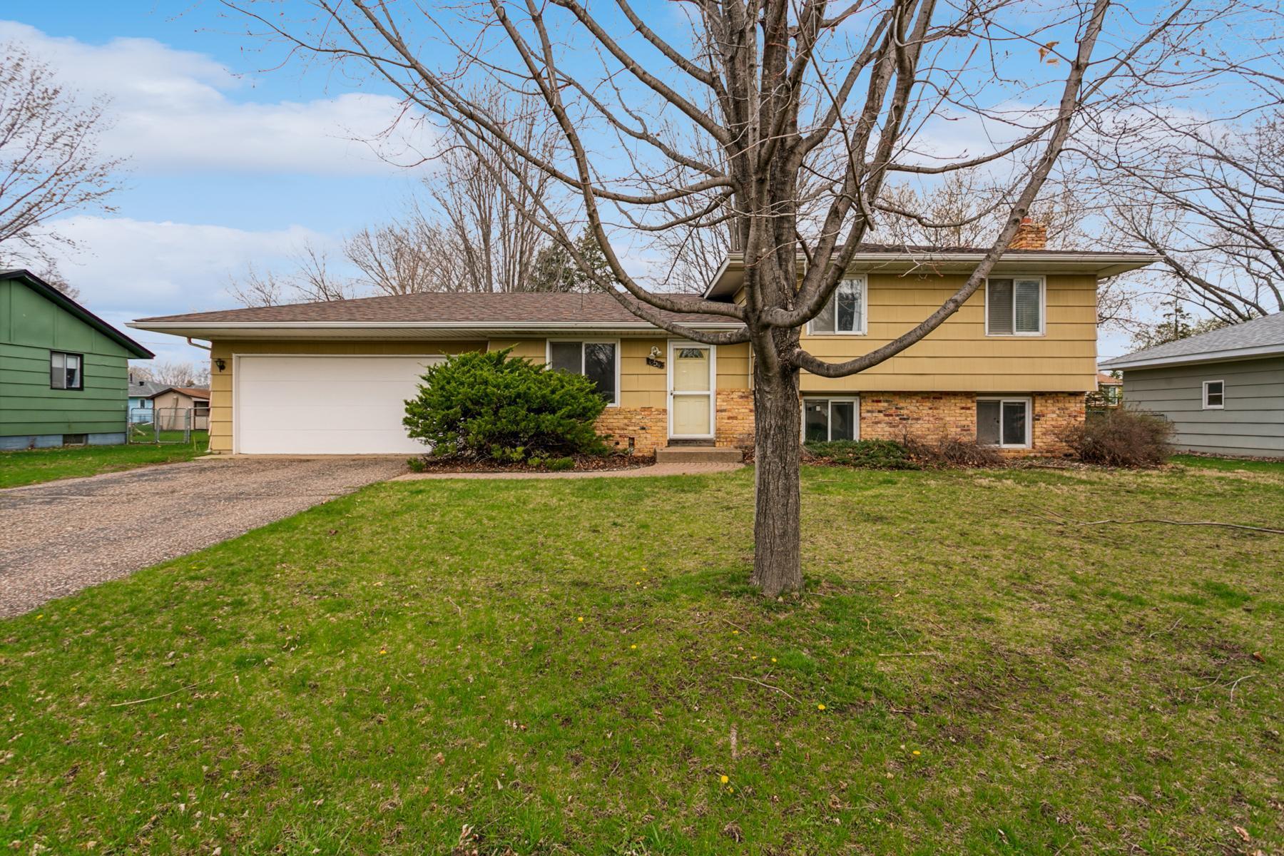 View of Residential at 16543 Flagstaff Way, Rosemount MN 55068, Rosemount - Mike Wilen | Minnesota Team Real Estate