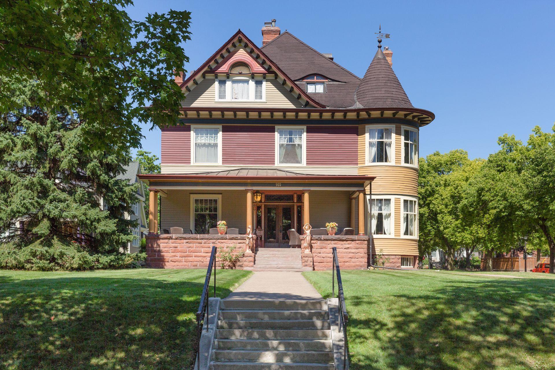 View of Residential at 985 Summit Avenue, Saint Paul MN 55105, Saint Paul - Mike Wilen | Minnesota Team Real Estate