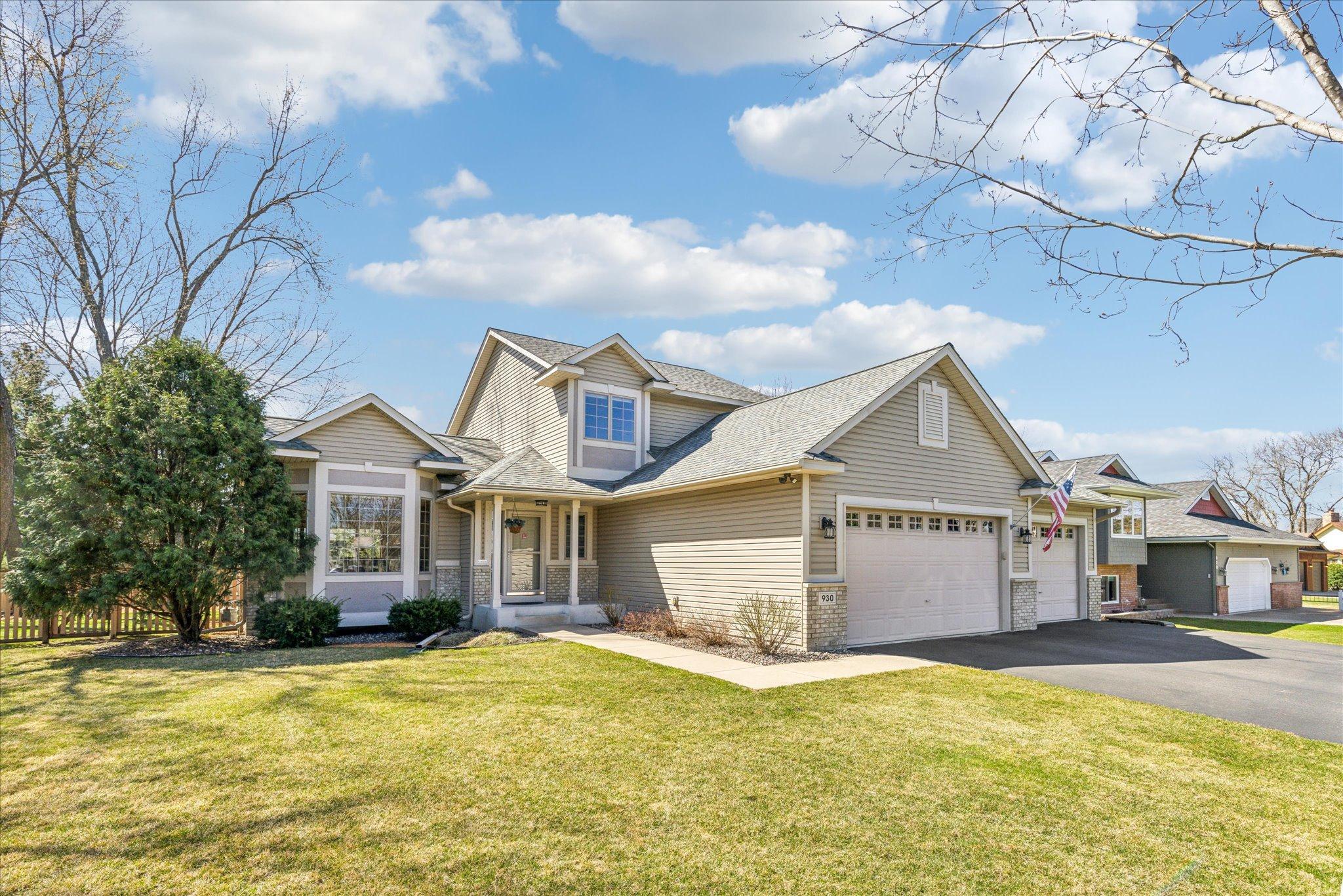 View of Residential at 930 100th Lane, Blaine MN 55434, Blaine - Mike Wilen | Minnesota Team Real Estate