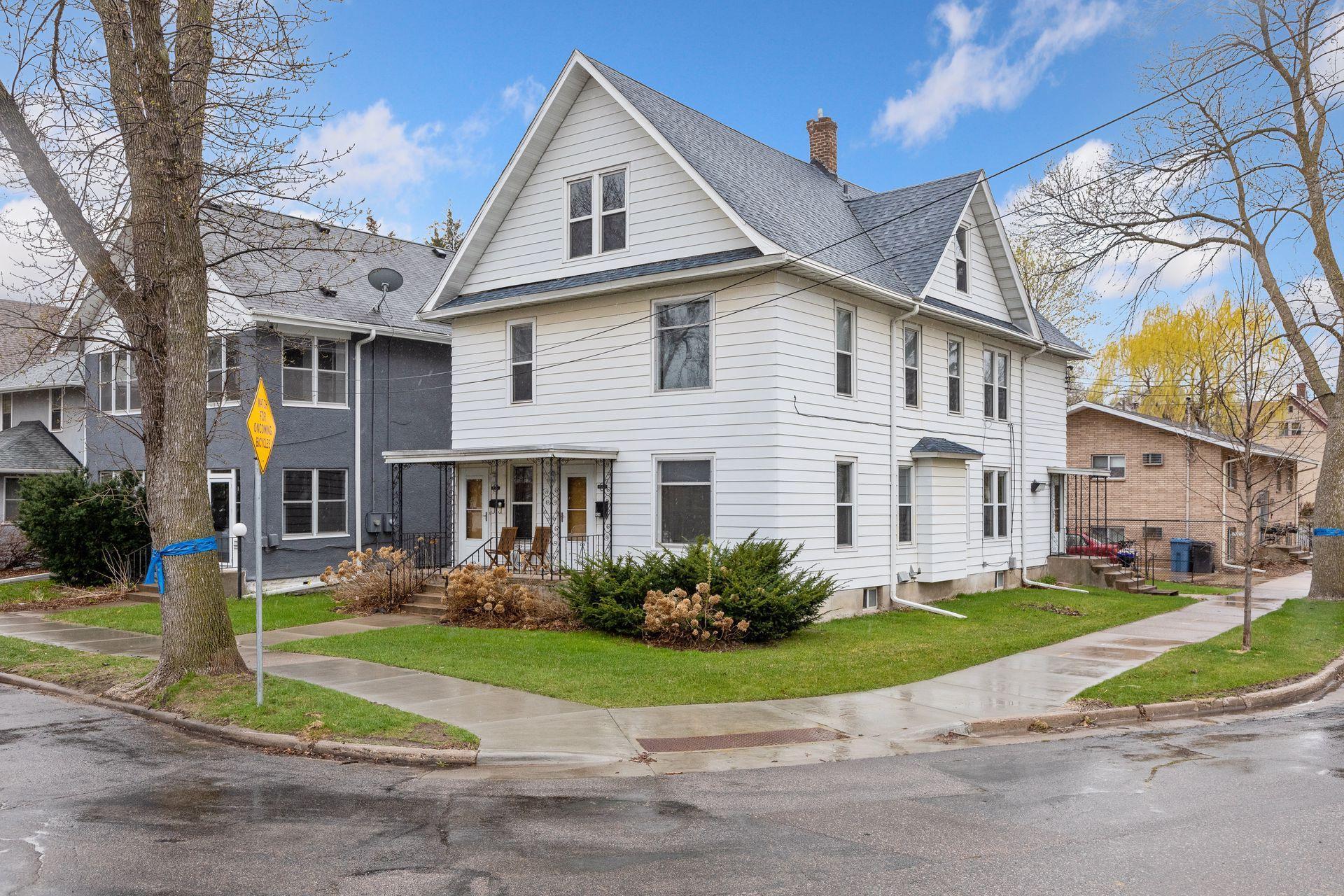 View of Residential Income at 826 5th Street, Minneapolis MN 55413, Minneapolis - Mike Wilen | Minnesota Team Real Estate