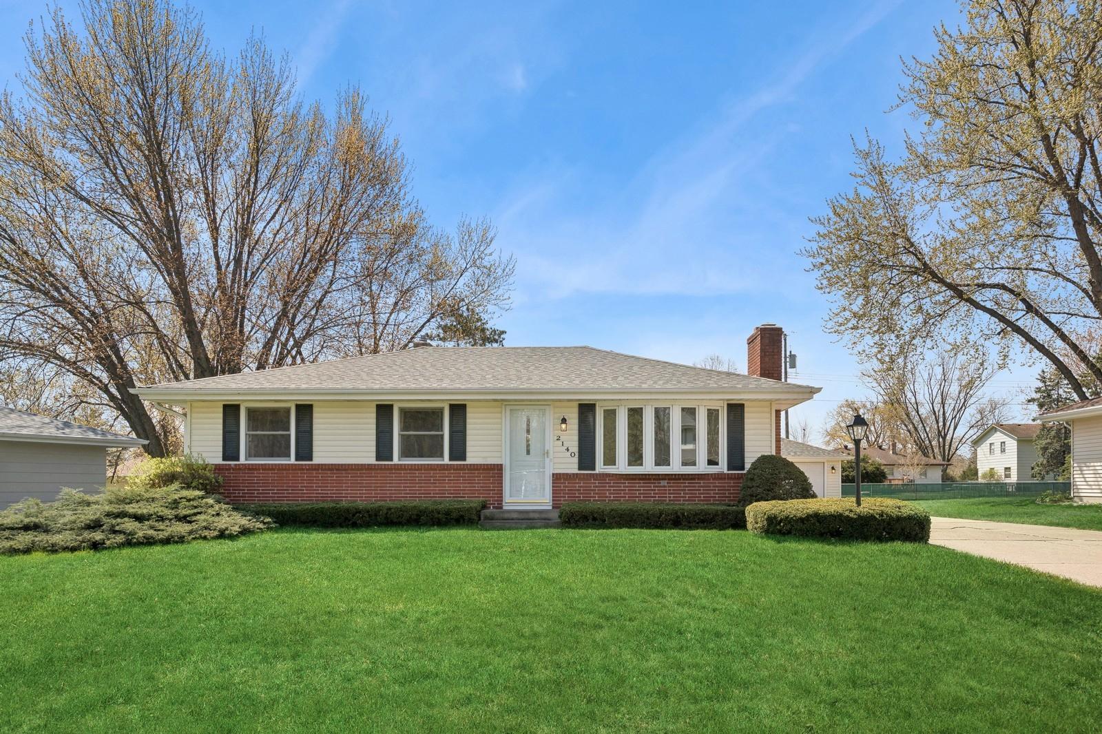 View of Residential at 2140 Mapleview Avenue, Maplewood MN 55109, Maplewood - Mike Wilen | Minnesota Team Real Estate