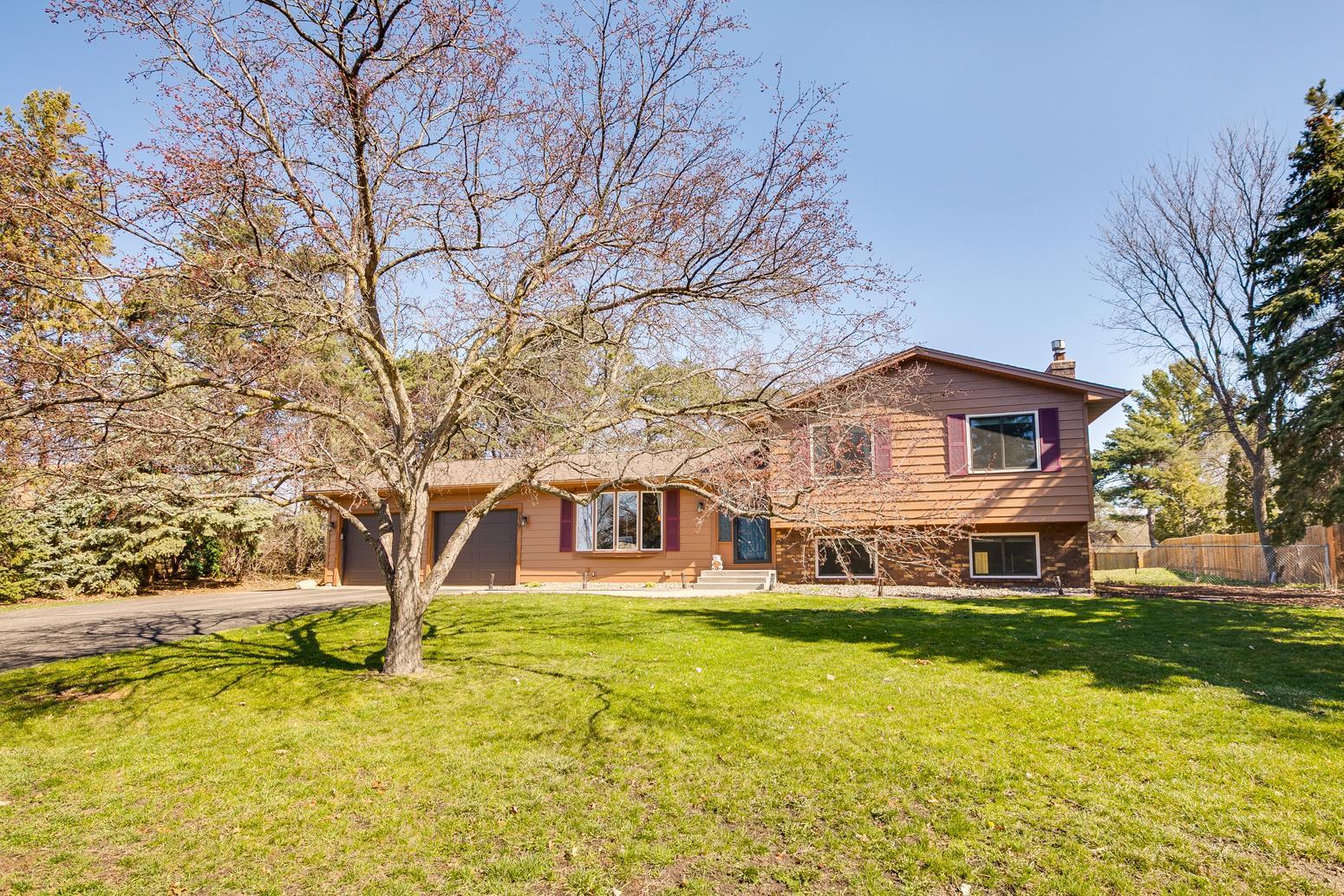 View of Residential at 919 Valley Oaks Road, Vadnais Heights MN 55127, Vadnais Heights - Mike Wilen | Minnesota Team Real Estate