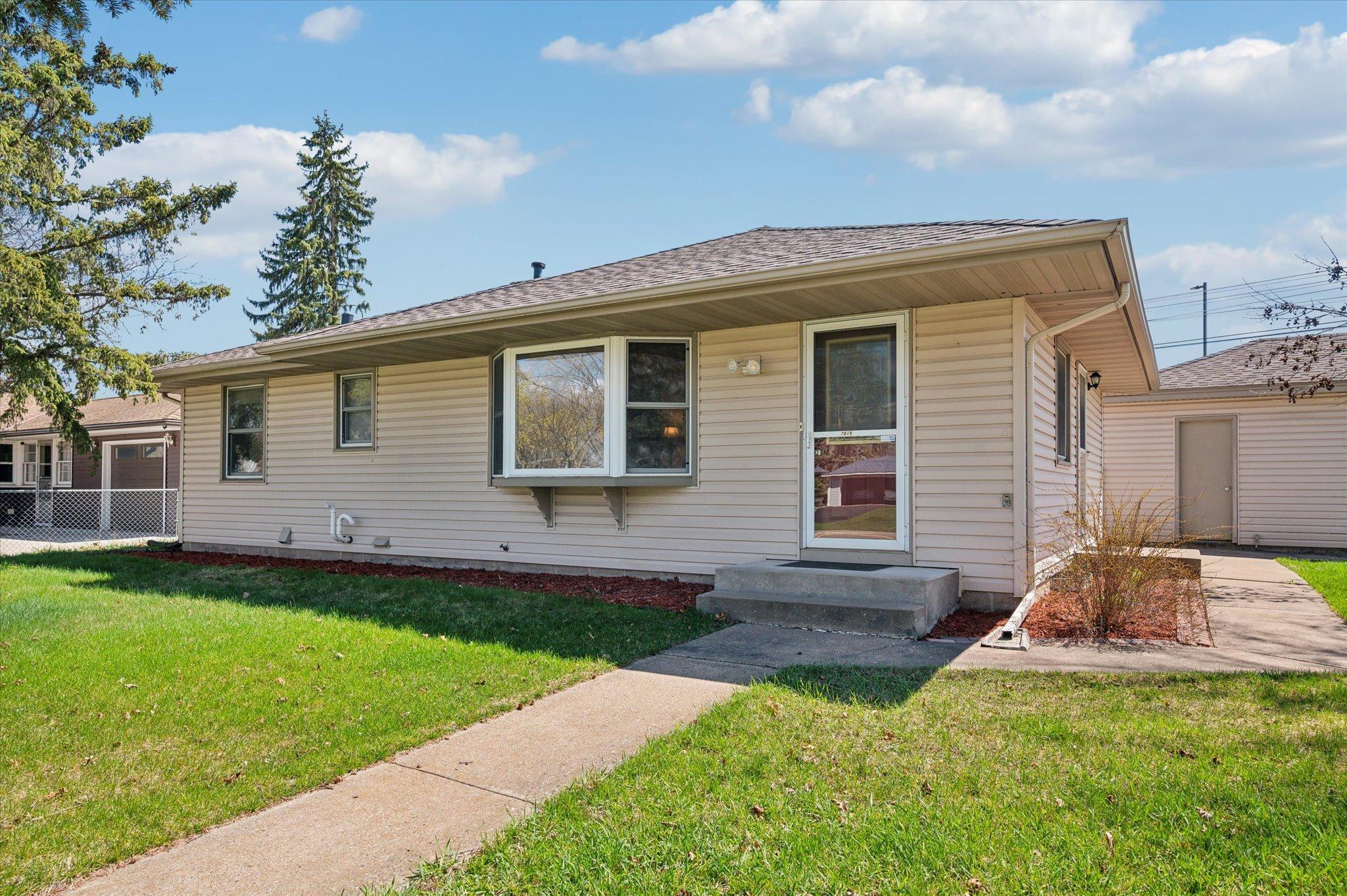 View of Residential at 7015 90th Street, Cottage Grove MN 55016, Cottage Grove - Mike Wilen | Minnesota Team Real Estate