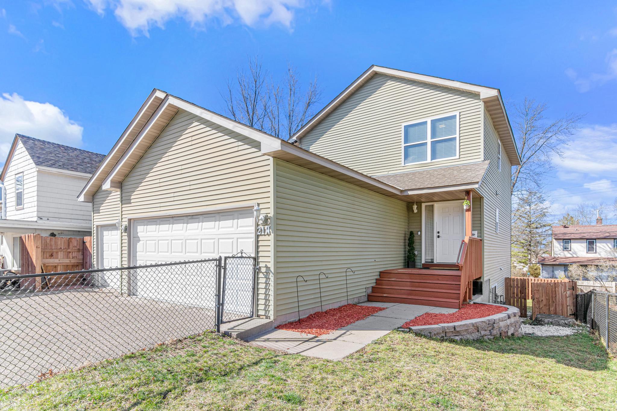View of Residential at 21 Winona Street, Saint Paul MN 55107, Saint Paul - Mike Wilen | Minnesota Team Real Estate