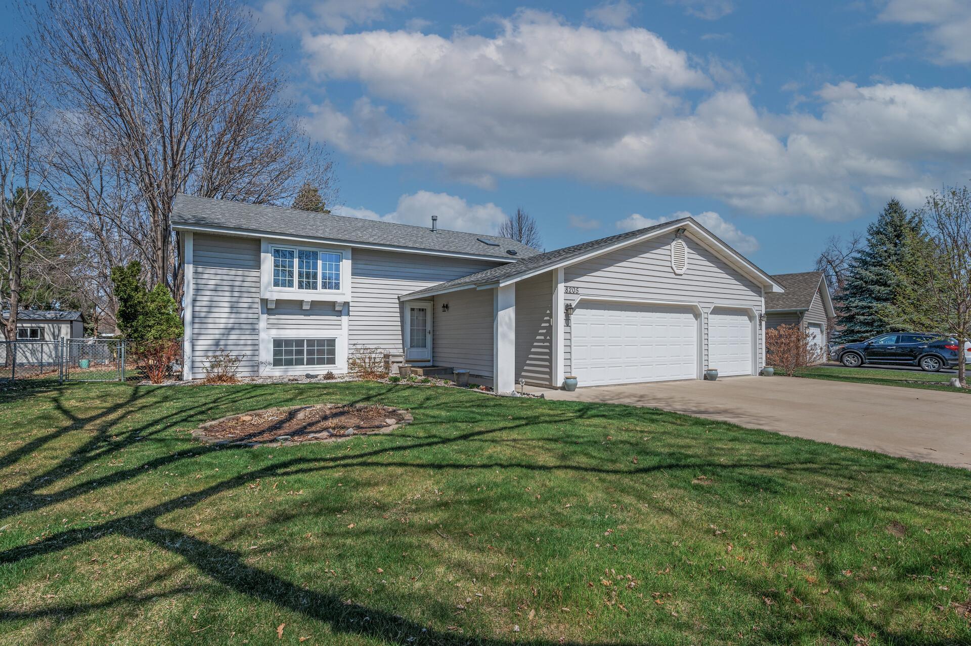 View of Residential at 8205 Upper 145th Street, Apple Valley MN 55124, Apple Valley - Mike Wilen | Minnesota Team Real Estate