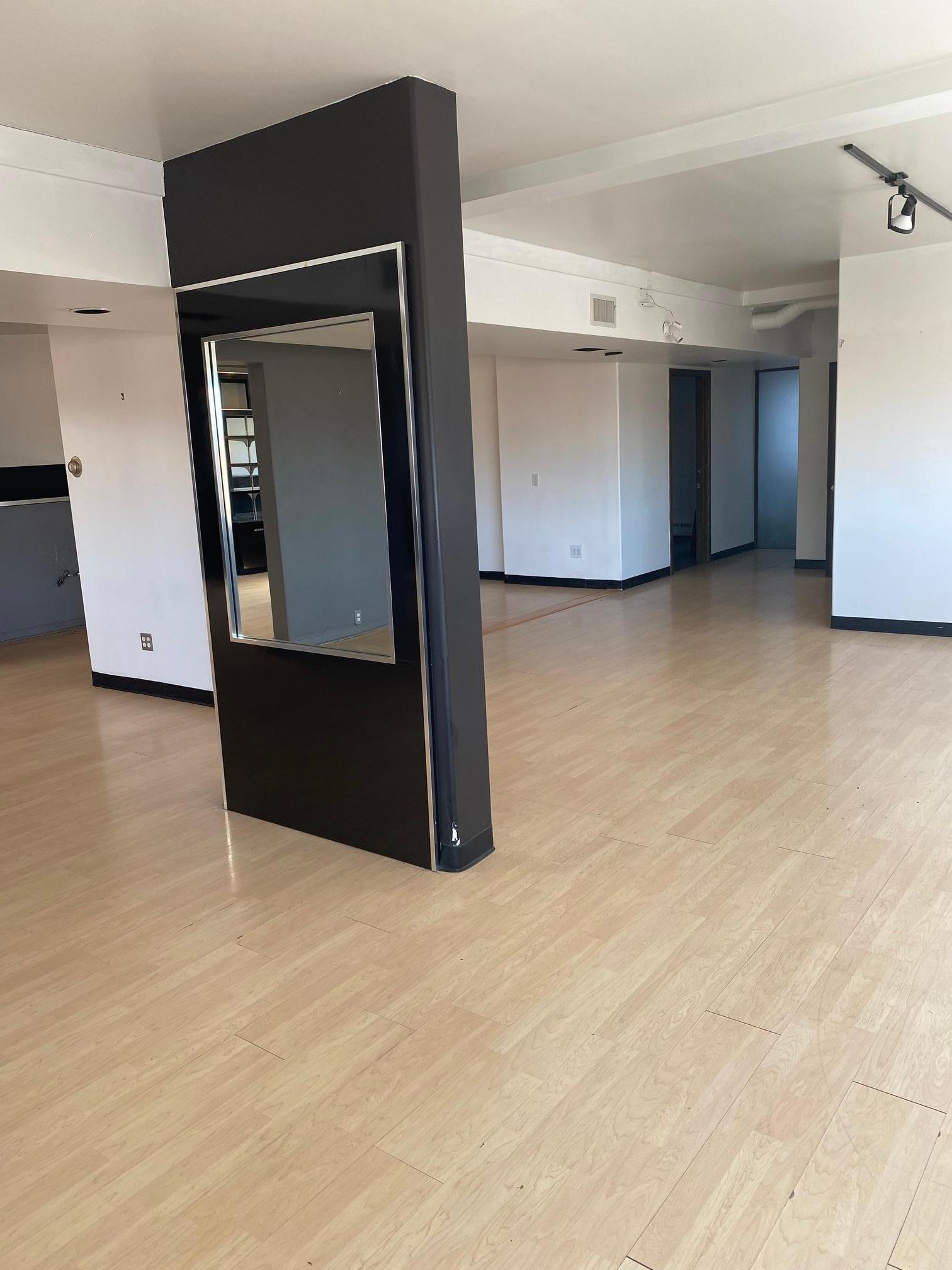 View of Commercial Sale at 1439 Lake Street, Minneapolis MN 55408, Minneapolis (11 of 15) - Mike Wilen | Minnesota Team Real Estate