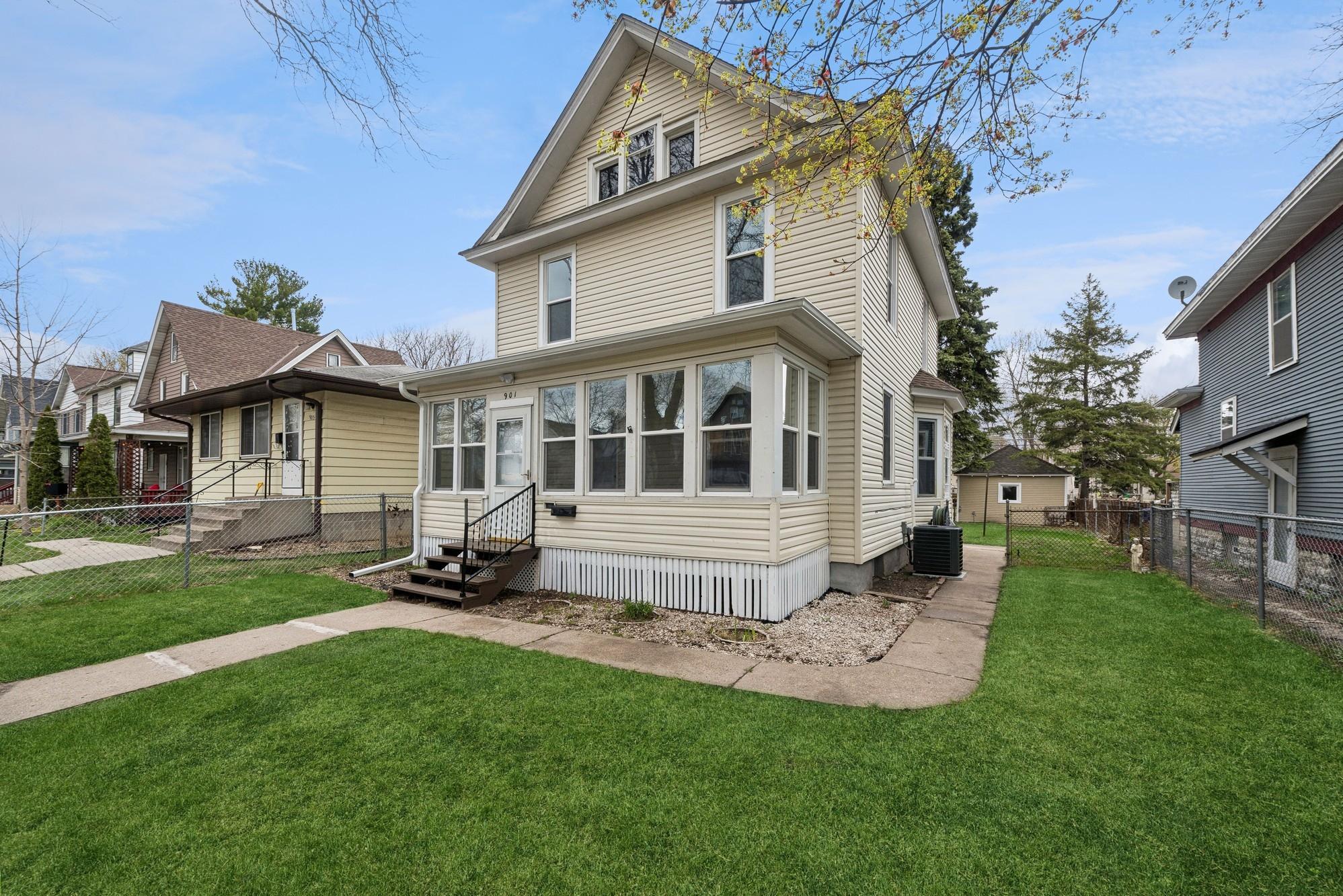 View of Residential at 901 Sherburne Avenue, Saint Paul MN 55104, Saint Paul - Mike Wilen | Minnesota Team Real Estate