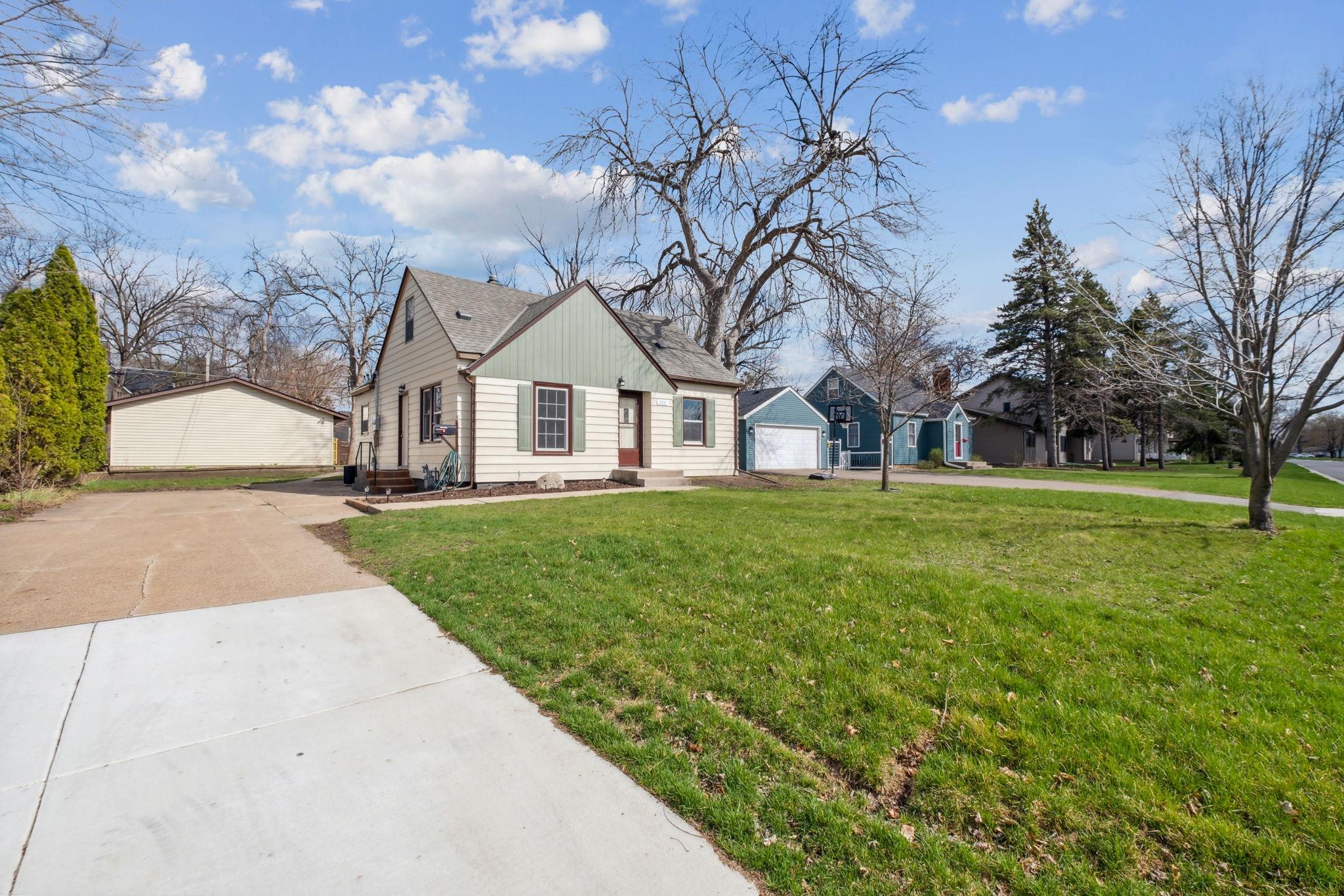 View of Residential at 908 Summit Avenue, Saint Paul Park MN 55071, Saint Paul Park - Mike Wilen | Minnesota Team Real Estate