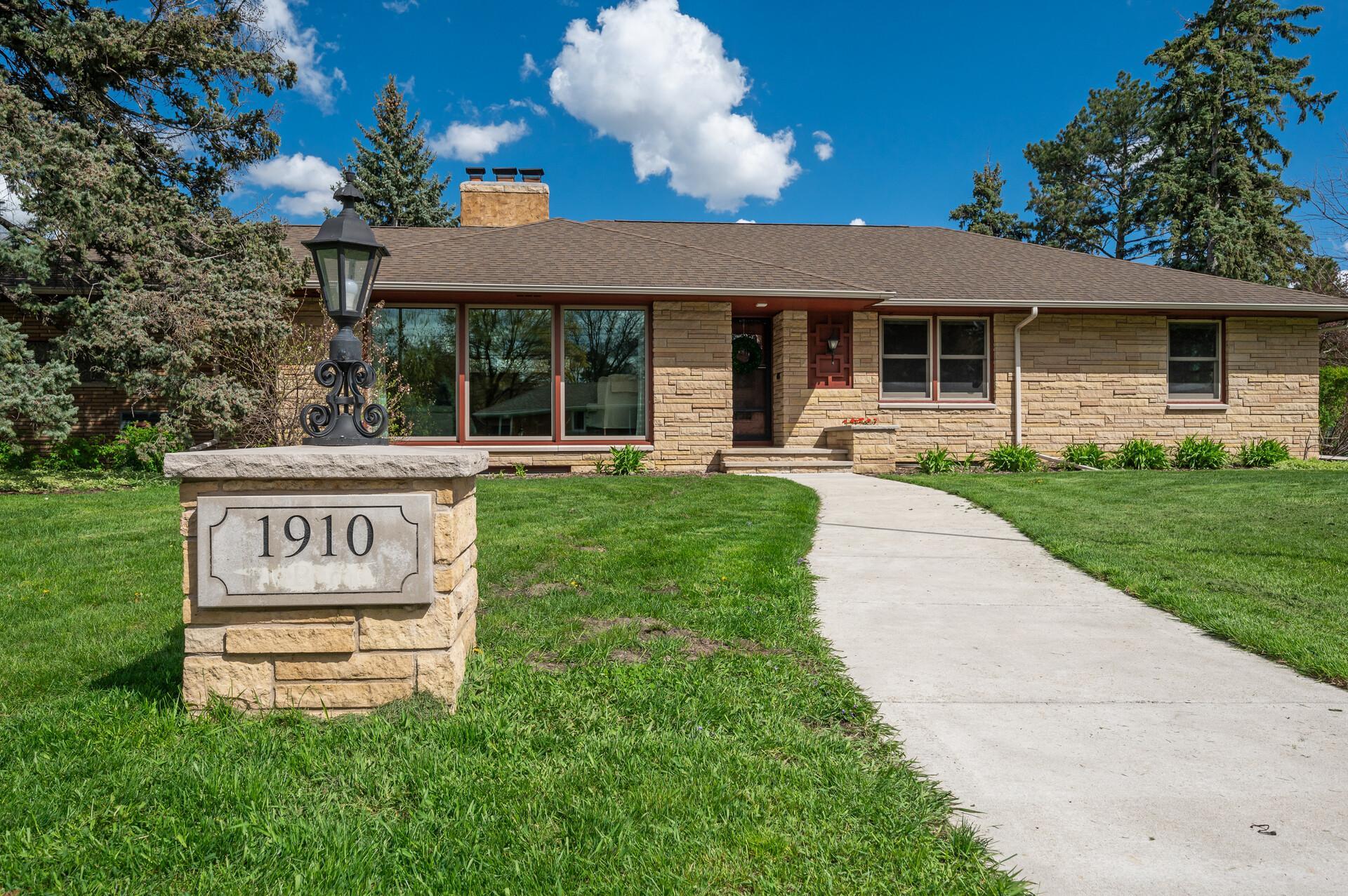 View of Residential at 1910 Asbury Street, Falcon Heights MN 55113, Falcon Heights - Mike Wilen | Minnesota Team Real Estate