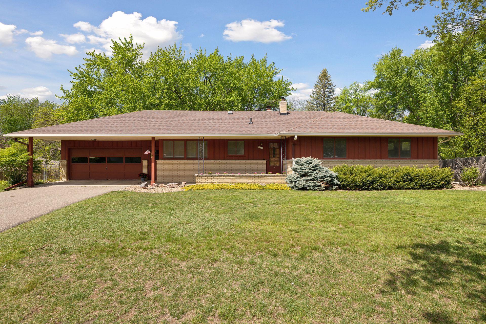 View of Residential at 5520 Holiday Road, Minnetonka MN 55345, Minnetonka - Mike Wilen | Minnesota Team Real Estate