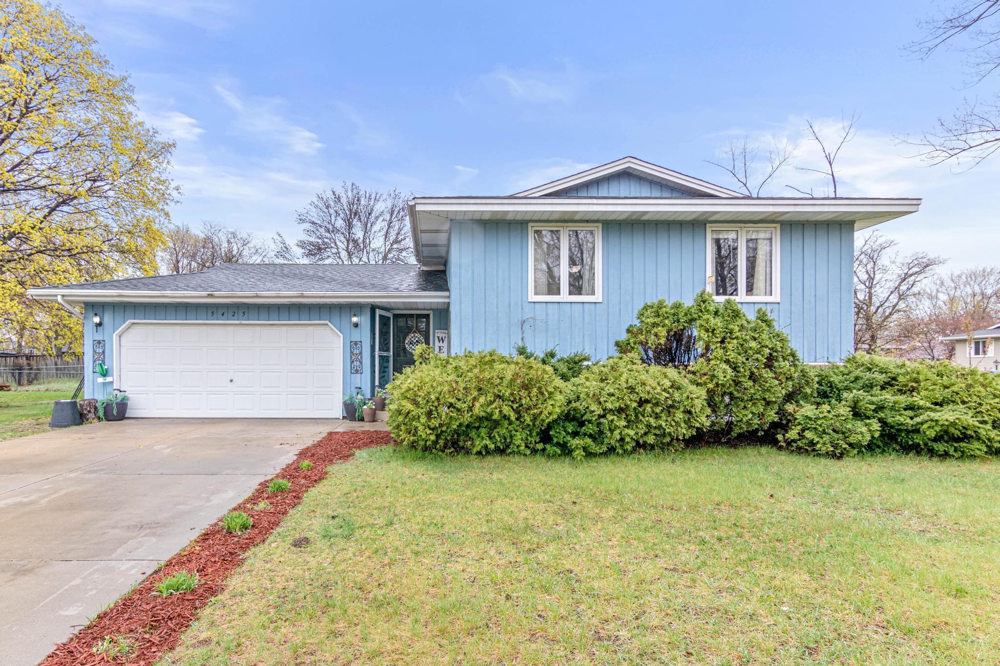 View of Residential at 5425 80th Avenue, Brooklyn Park MN 55443, Brooklyn Park - Mike Wilen | Minnesota Team Real Estate