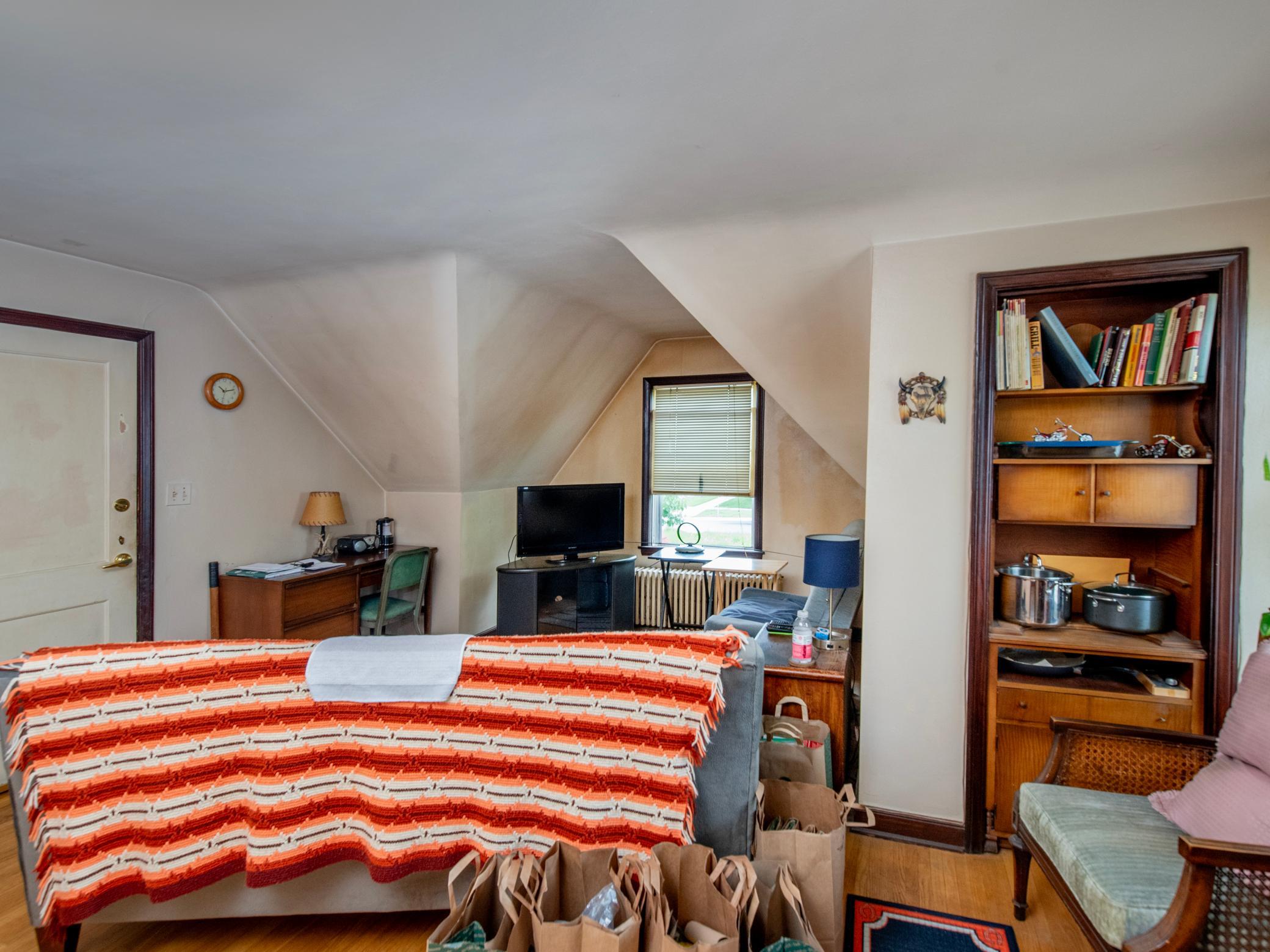 View of Residential Income at 723 Mount Curve Boulevard, Saint Paul MN 55116, Saint Paul - Mike Wilen | Minnesota Team Real Estate