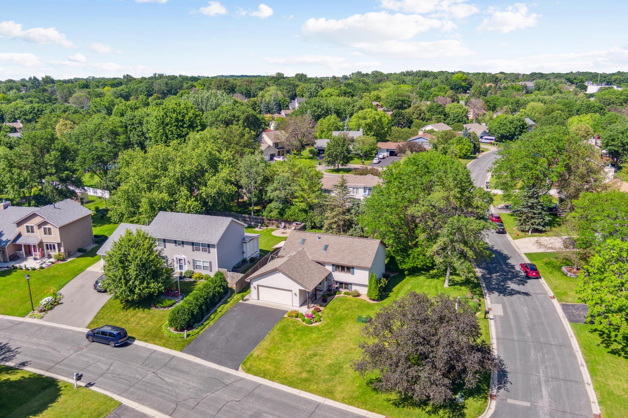 View of Residential at 916 Southwind Drive, Burnsville MN 55306, Burnsville - Mike Wilen | Minnesota Team Real Estate