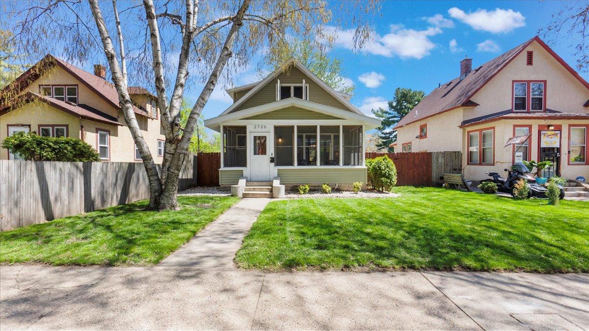 View of Residential at 2726 Sheridan Avenue, Minneapolis MN 55411, Minneapolis - Mike Wilen | Minnesota Team Real Estate