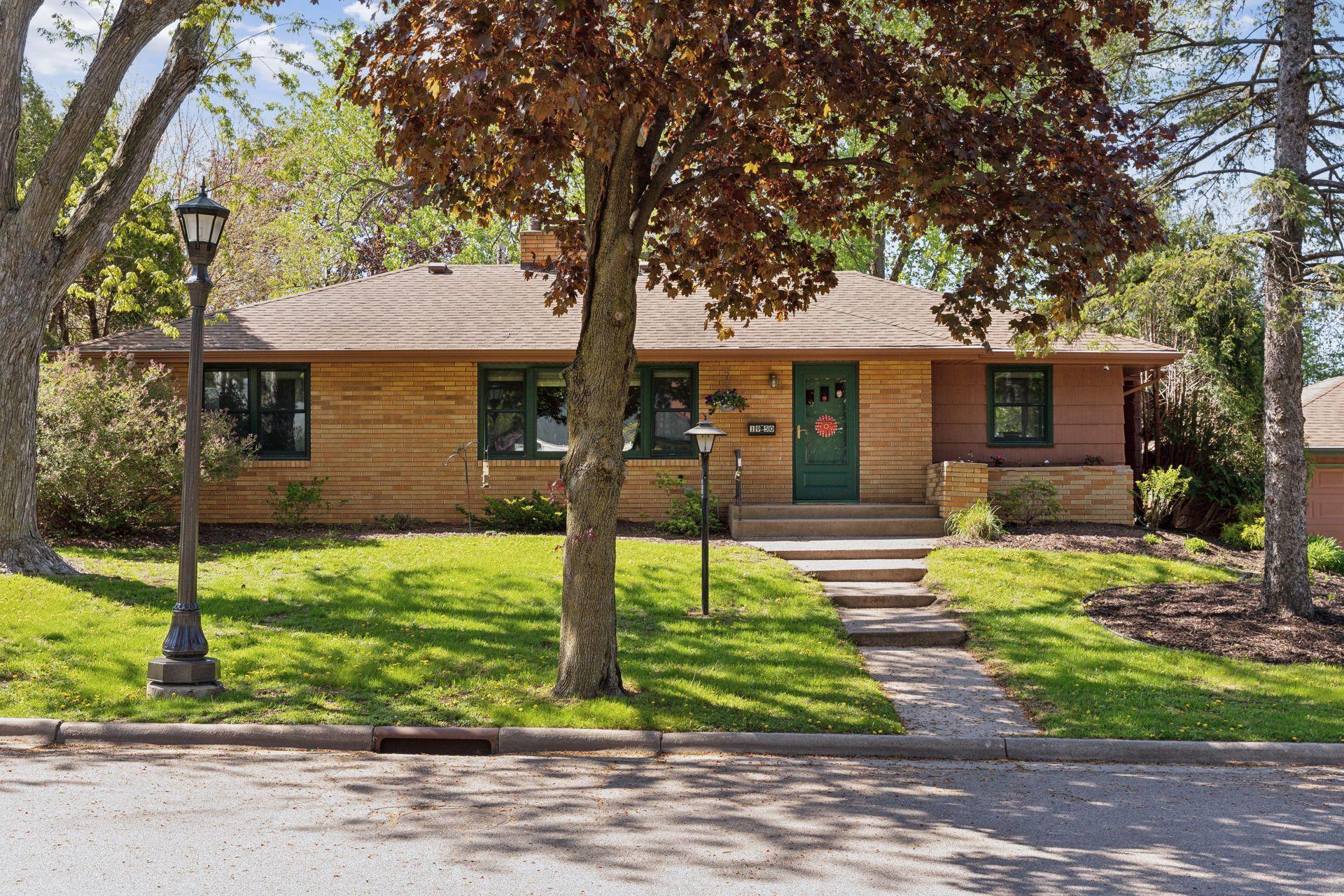 View of Residential at 1950 Yorkshire Court, Saint Paul MN 55116, Saint Paul - Mike Wilen | Minnesota Team Real Estate