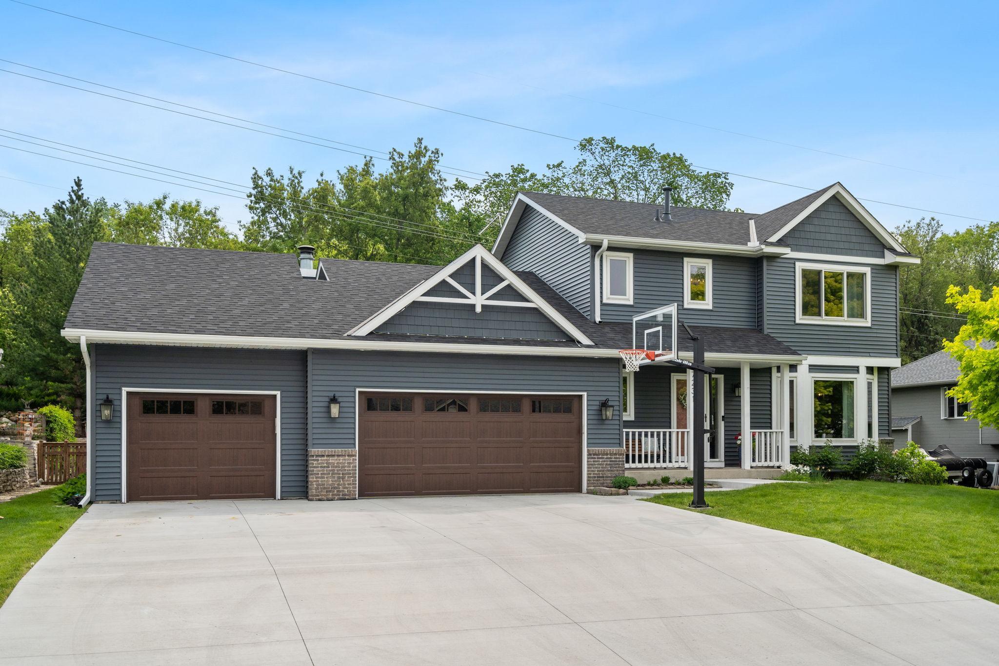 View of Residential at 7231 Sunshine Drive, Eden Prairie MN 55346, Eden Prairie - Mike Wilen | Minnesota Team Real Estate
