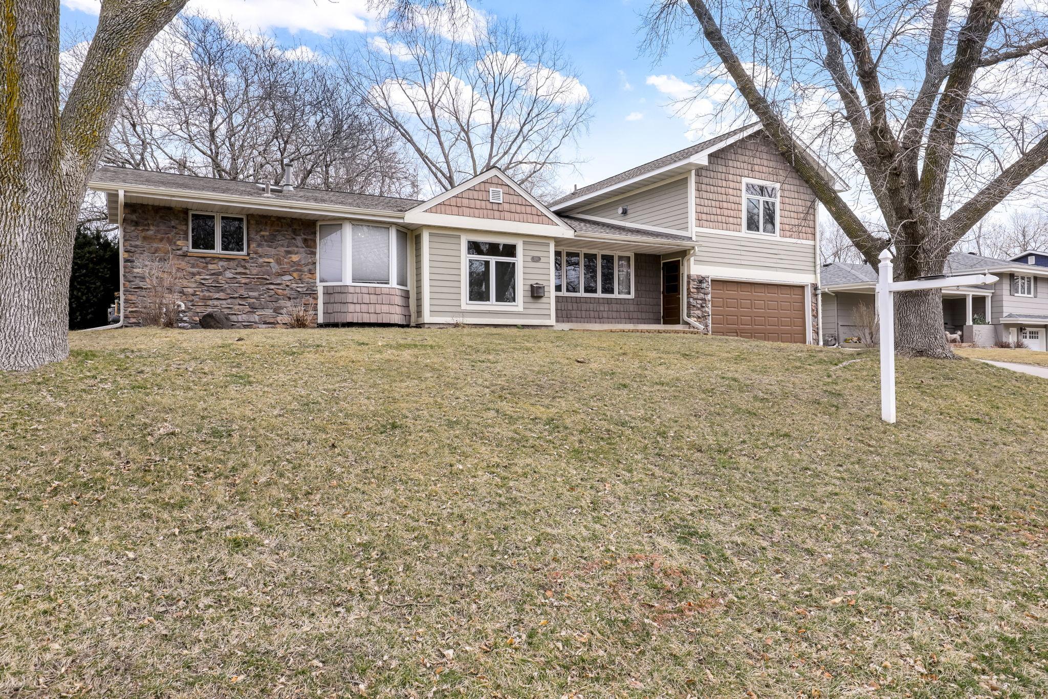View of Residential at 7201 Oaklawn Avenue, Edina MN 55435, Edina - Mike Wilen | Minnesota Team Real Estate