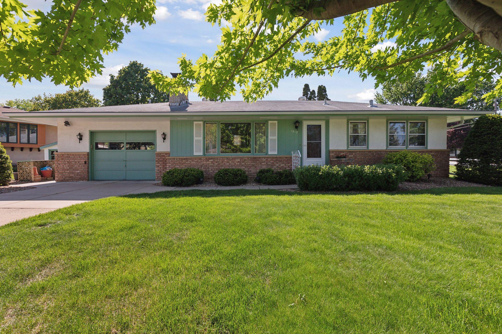 View of Residential at 1910 Inca Lane, New Brighton MN 55112, New Brighton - Mike Wilen | Minnesota Team Real Estate